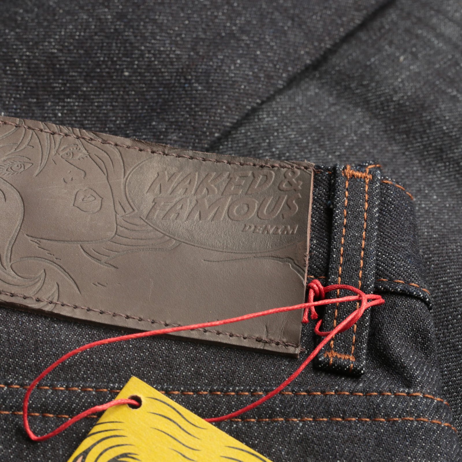 flâneurs NAKED & FAMOUS WeirdGuy Deep Indigo Rigid Selvedge patch en cuir