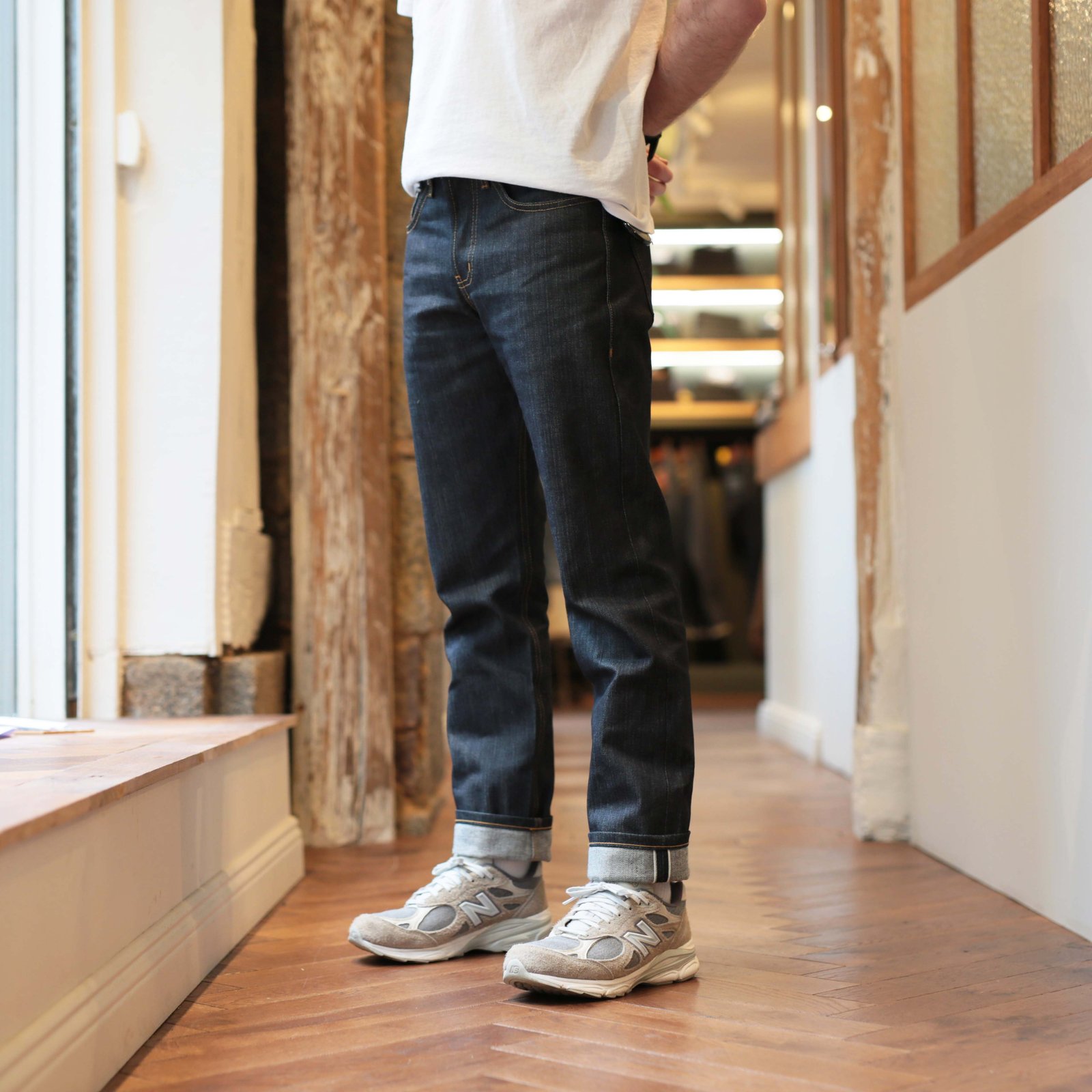 flâneurs NAKED & FAMOUS WeirdGuy Deep Indigo Rigid Selvedge porté de face