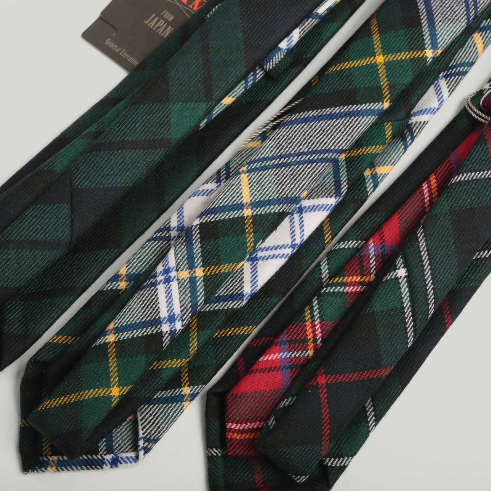 Wool Tie Tartan Check Dress Gordon/Blackwatch