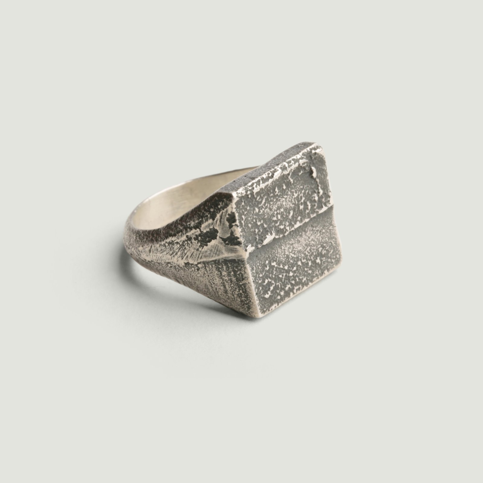 NORTHERN WORKSHOP / Square Signet Ring