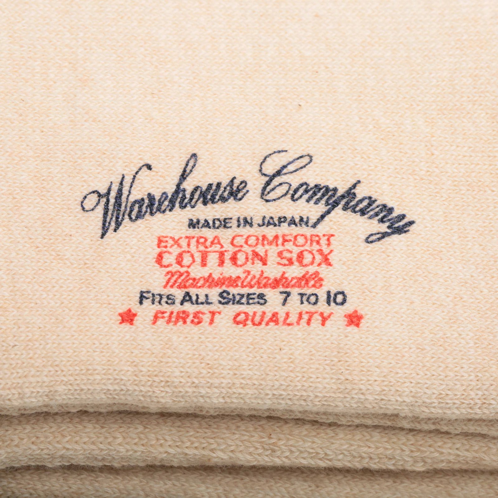 Lot 5234 Pile Socks Navy Line