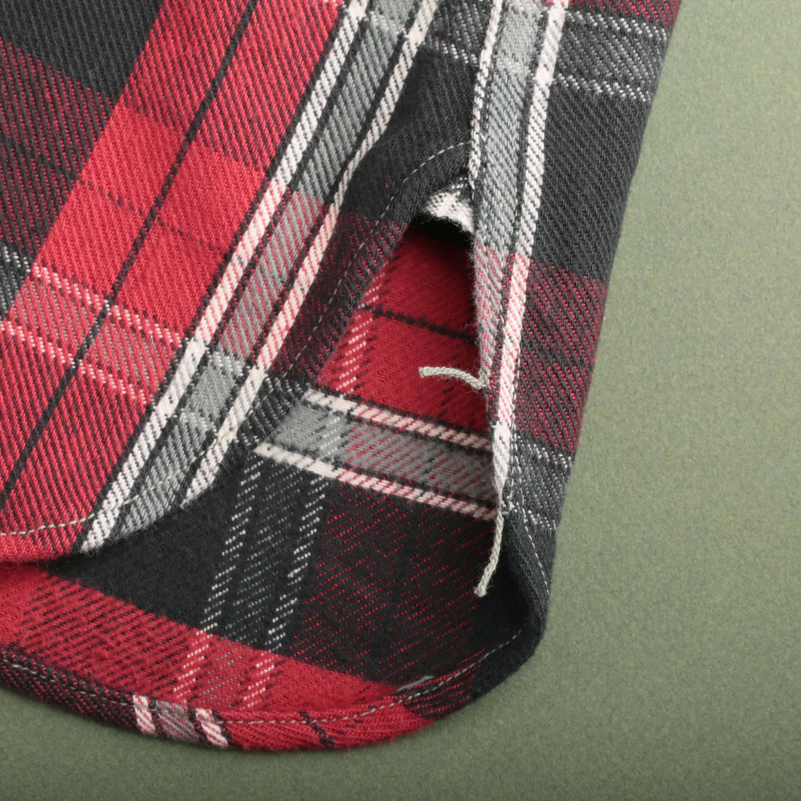 Lot 3022 Flannel Shirt With Chinstrap Red