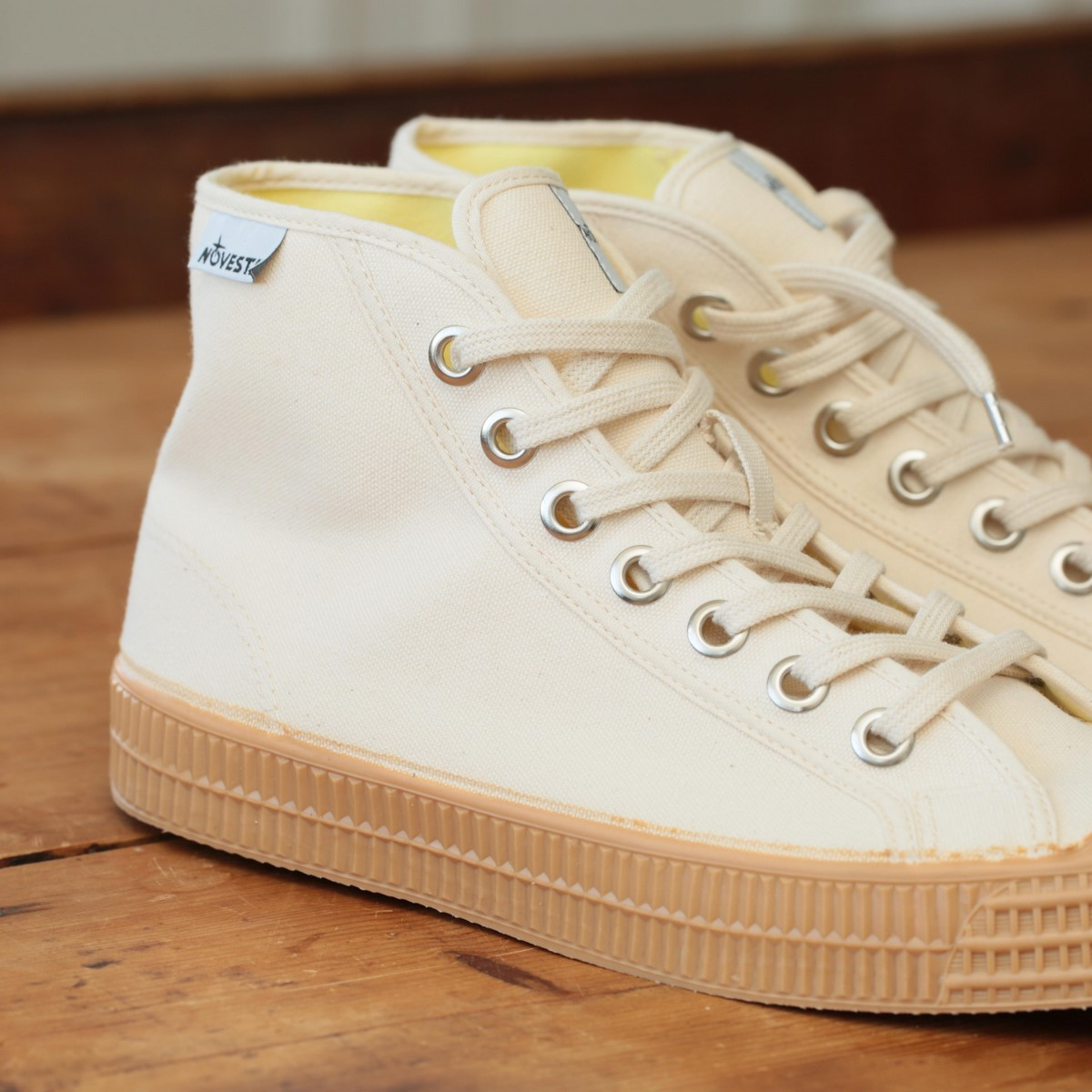 NOVESTA Star Dribble Beige Ecru Transparent Sneakers