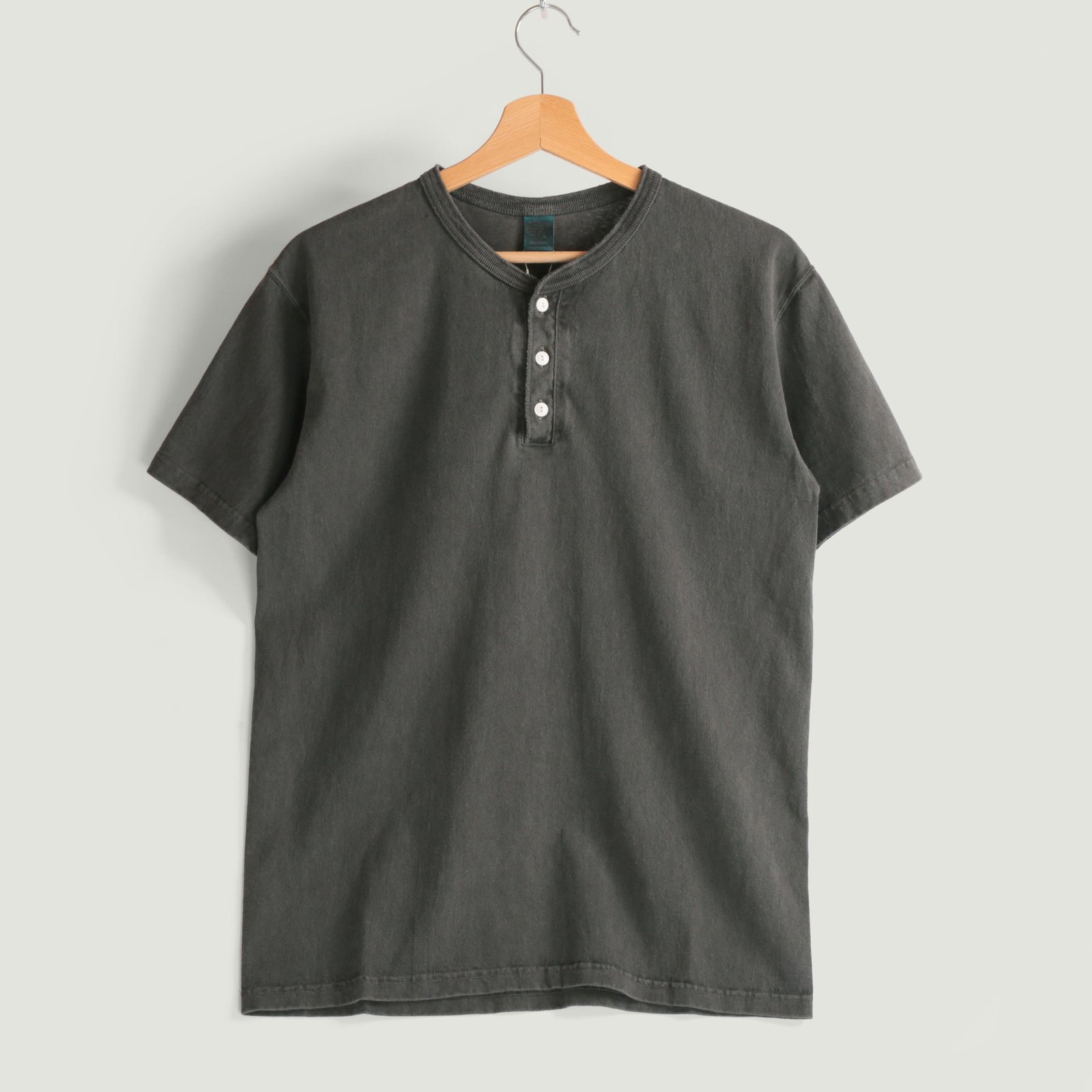 Short Sleeve Henley Tee in Pitch Black