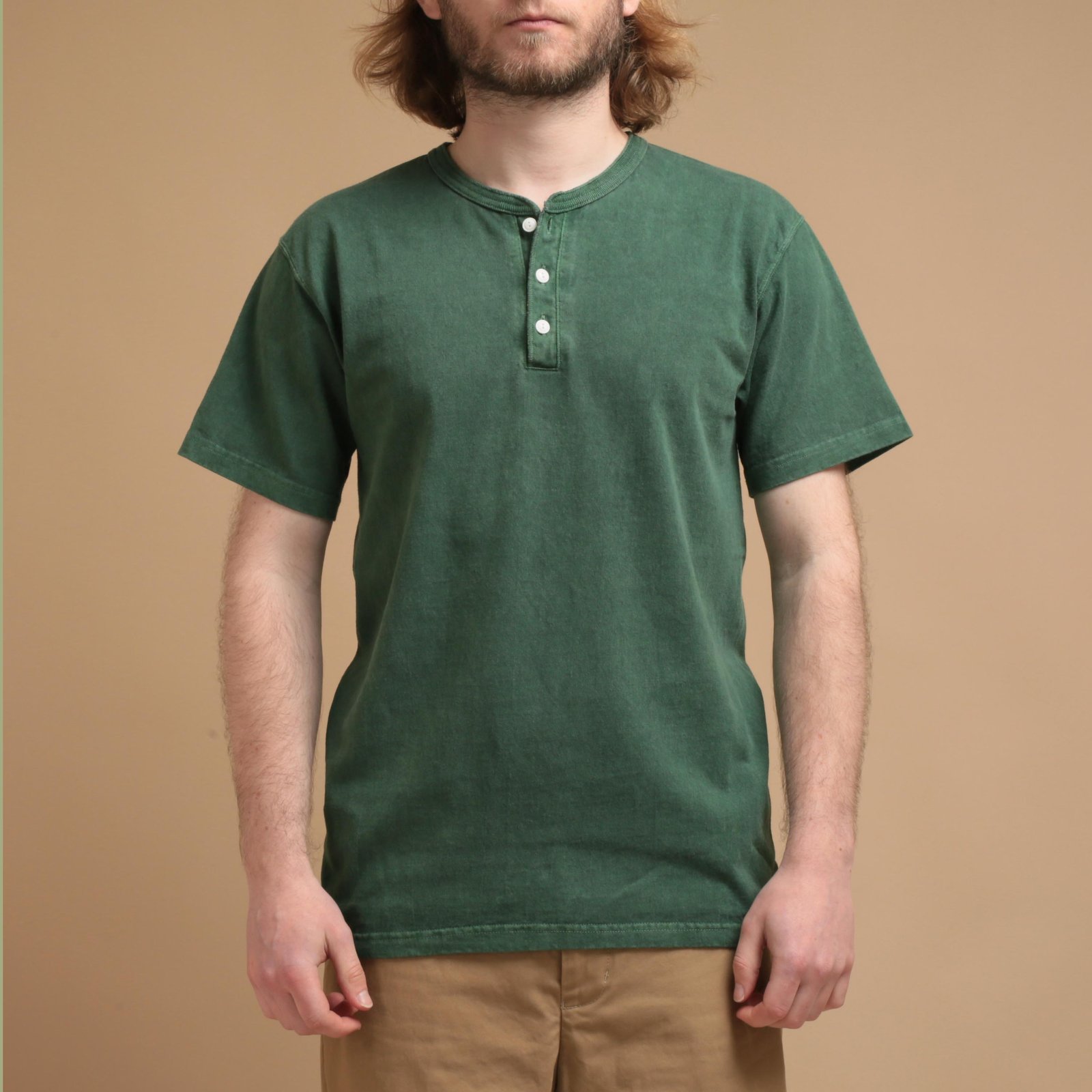 Short Sleeve Henley Tee in Dark Green