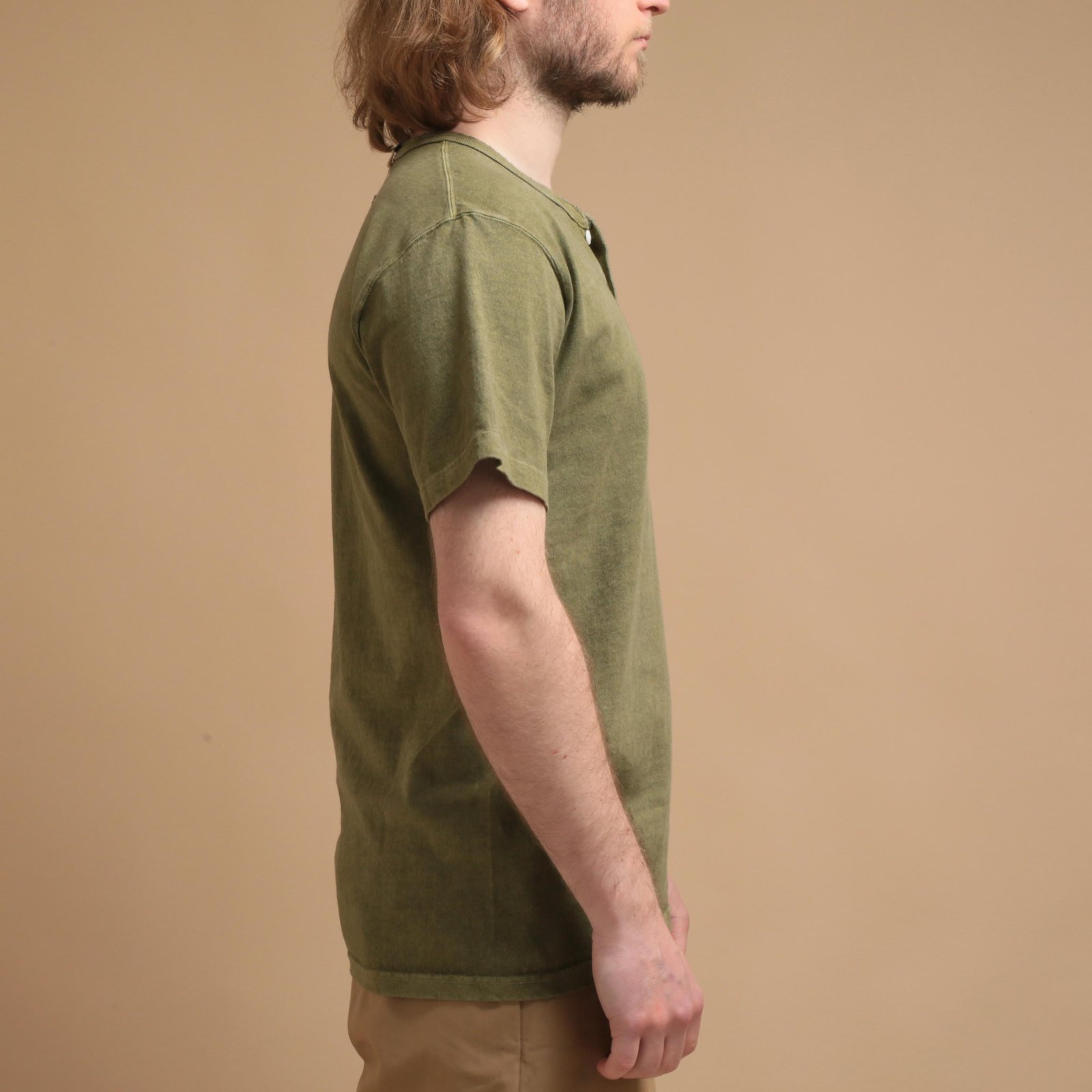 Short Sleeve Henley Tee in Pale Sage