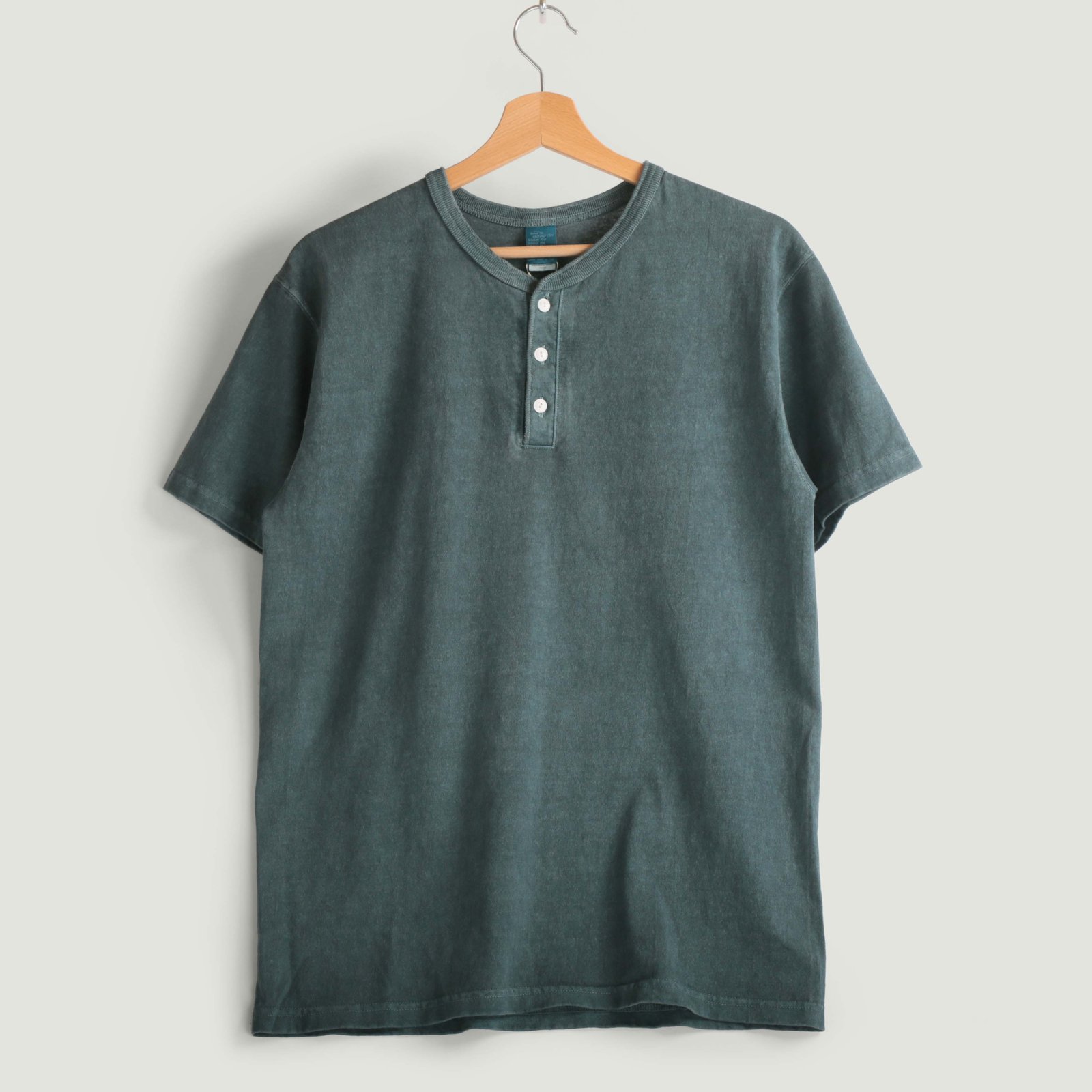 S/S Henley Tee P-Slate