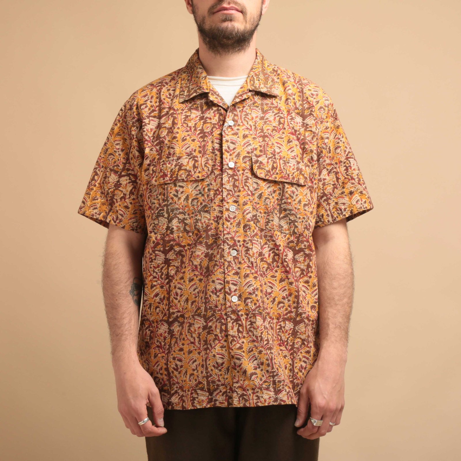 Open Collar Short Sleeve Shirt with Block Print in Brown