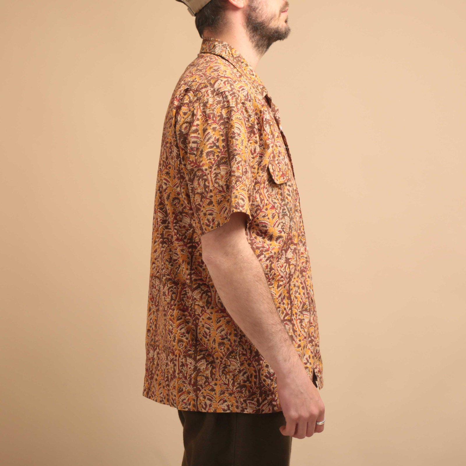 Open Collar Short Sleeve Shirt with Block Print in Brown