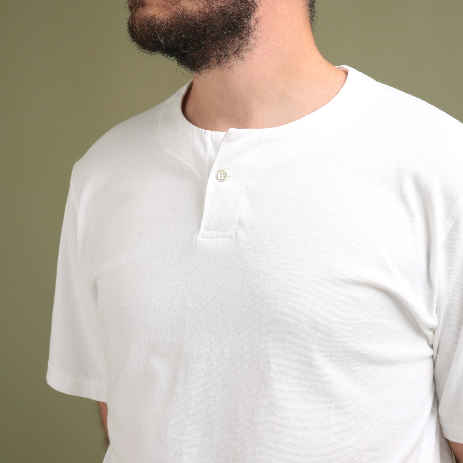 Henleyneck T-Shirt White