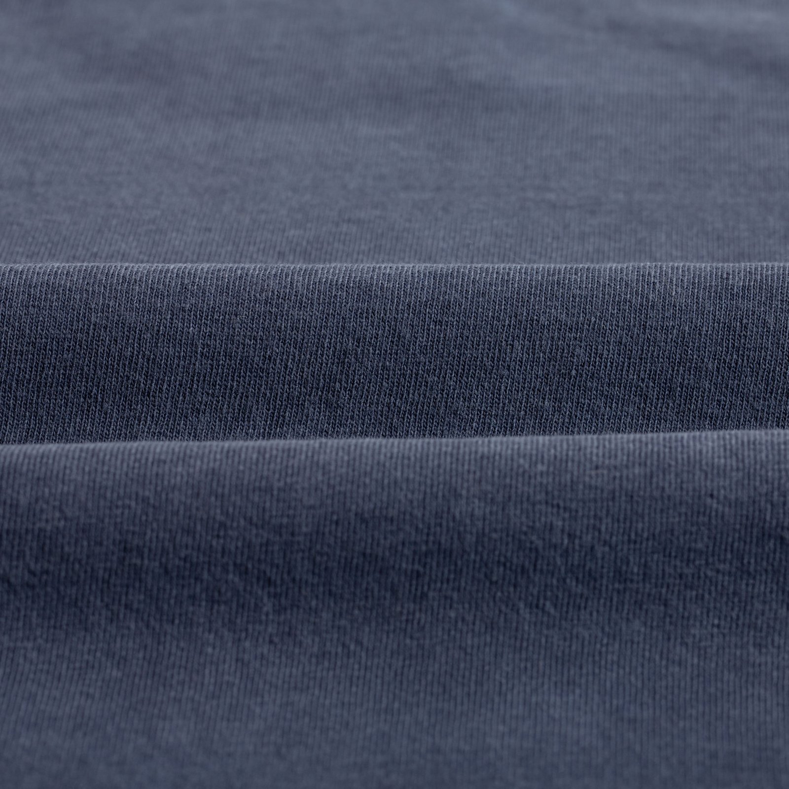GOOD ON long sleeve flâneurs t-shirt, LS Crew Tee P-Navy closeup