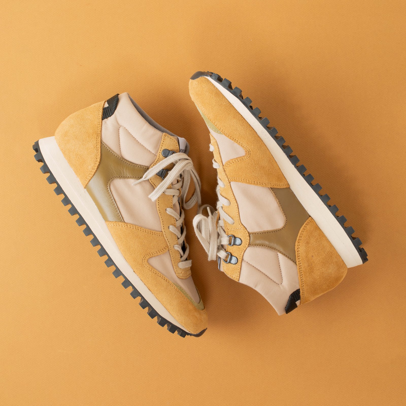 Marathon Apex Camel/Beige