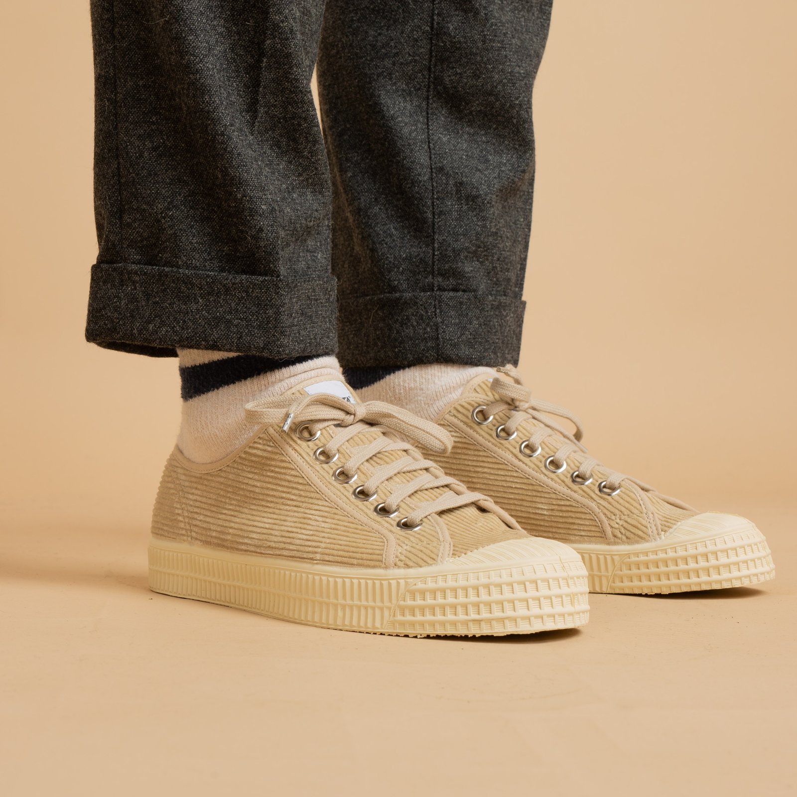 Star Master Corduroy Beige