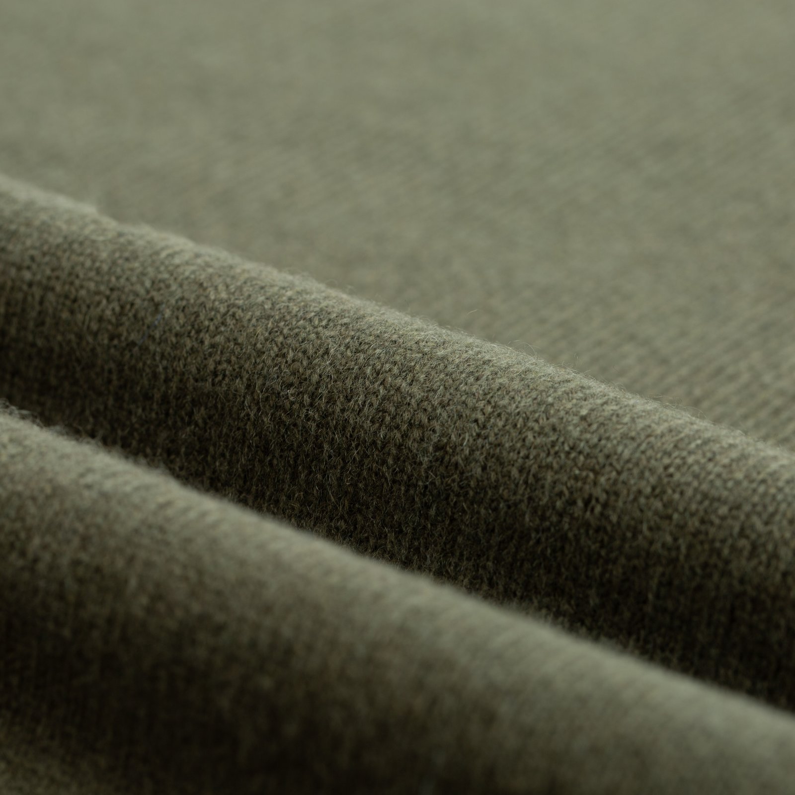 Wool/Cashmere Turtleneck Sweater Moss Green