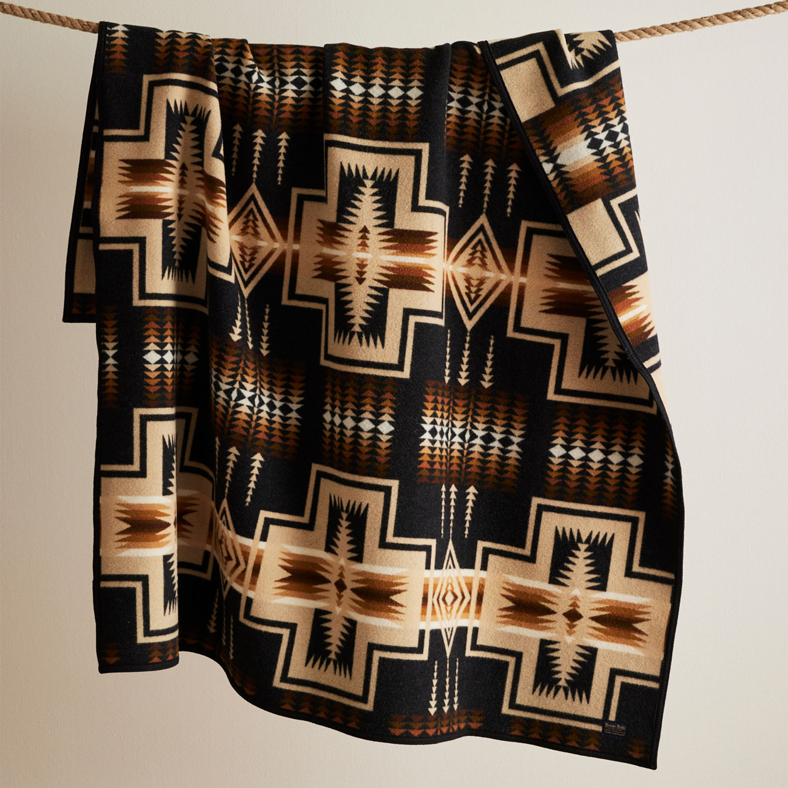 Large Chief Joseph Jacquard Harding Oxford Blanket