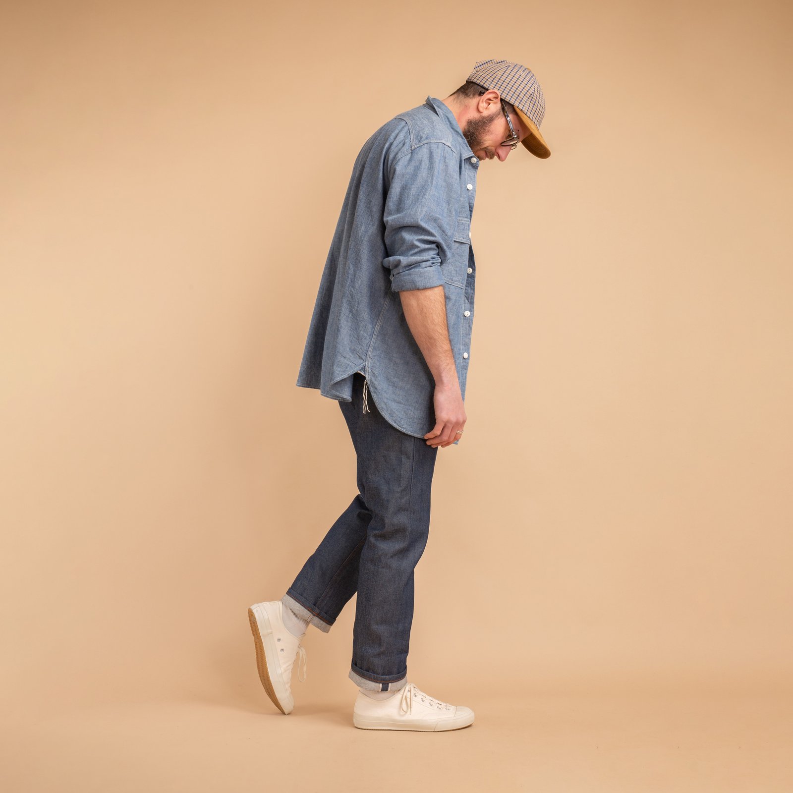 NAKED & FAMOUS TrueGuy Natural Indigo Selvedge jeans, silhouette 2, featuring a relaxed fit.