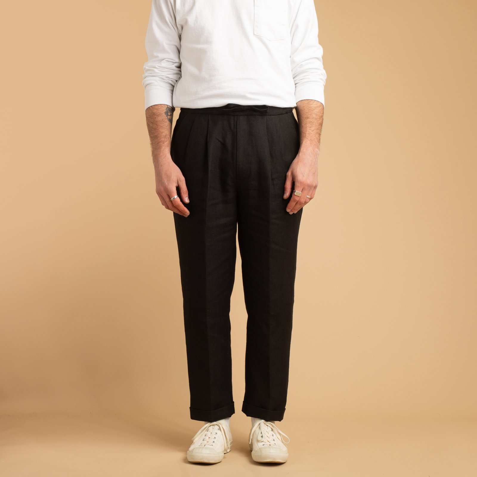 T005 Linen Drawstring Trousers Black