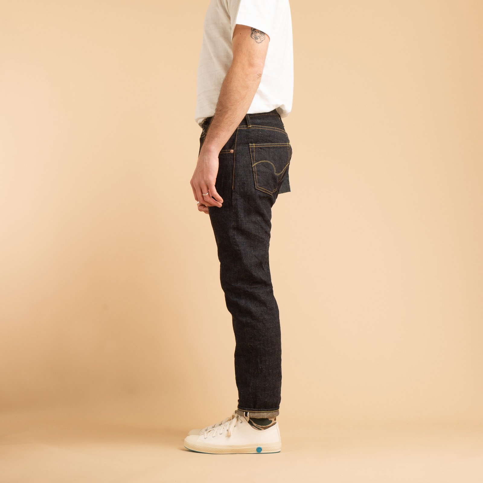 622-14KBE 14oz Indigo x Beige Relaxed Tapered