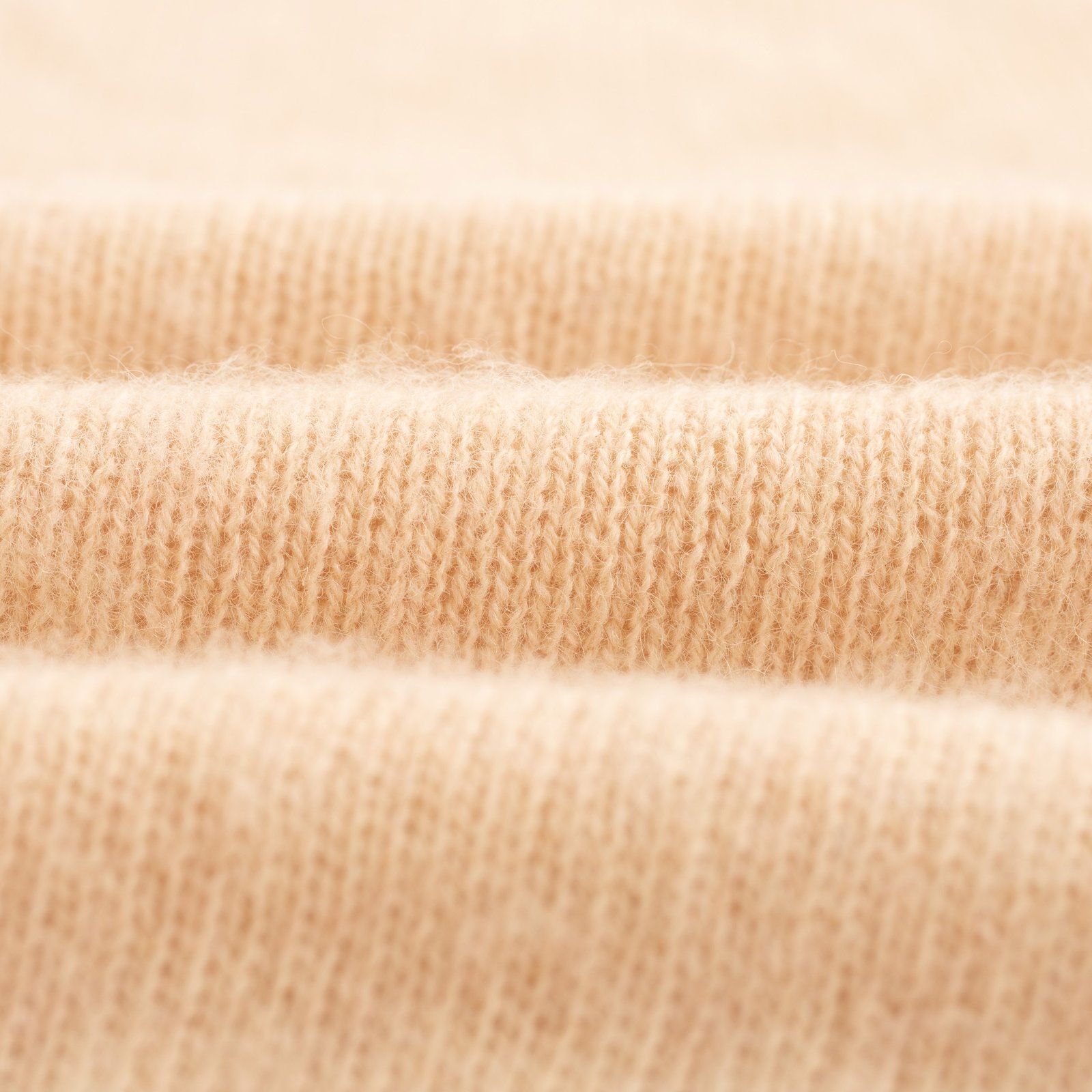 HARLEY OF SCOTLAND X FLANEURS / Shaggy Crew Neck Sweater in Oatmeal