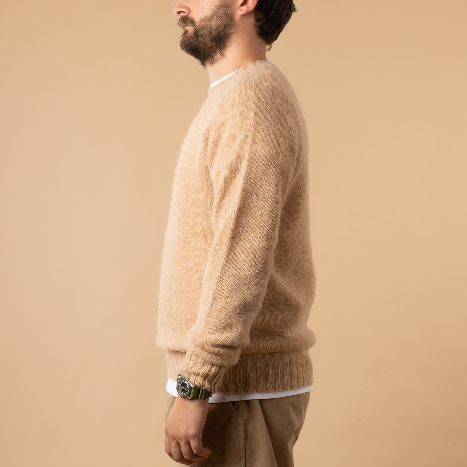 Harley of Scotland x Flâneurs Shaggy Crew Neck Sweater in Malt