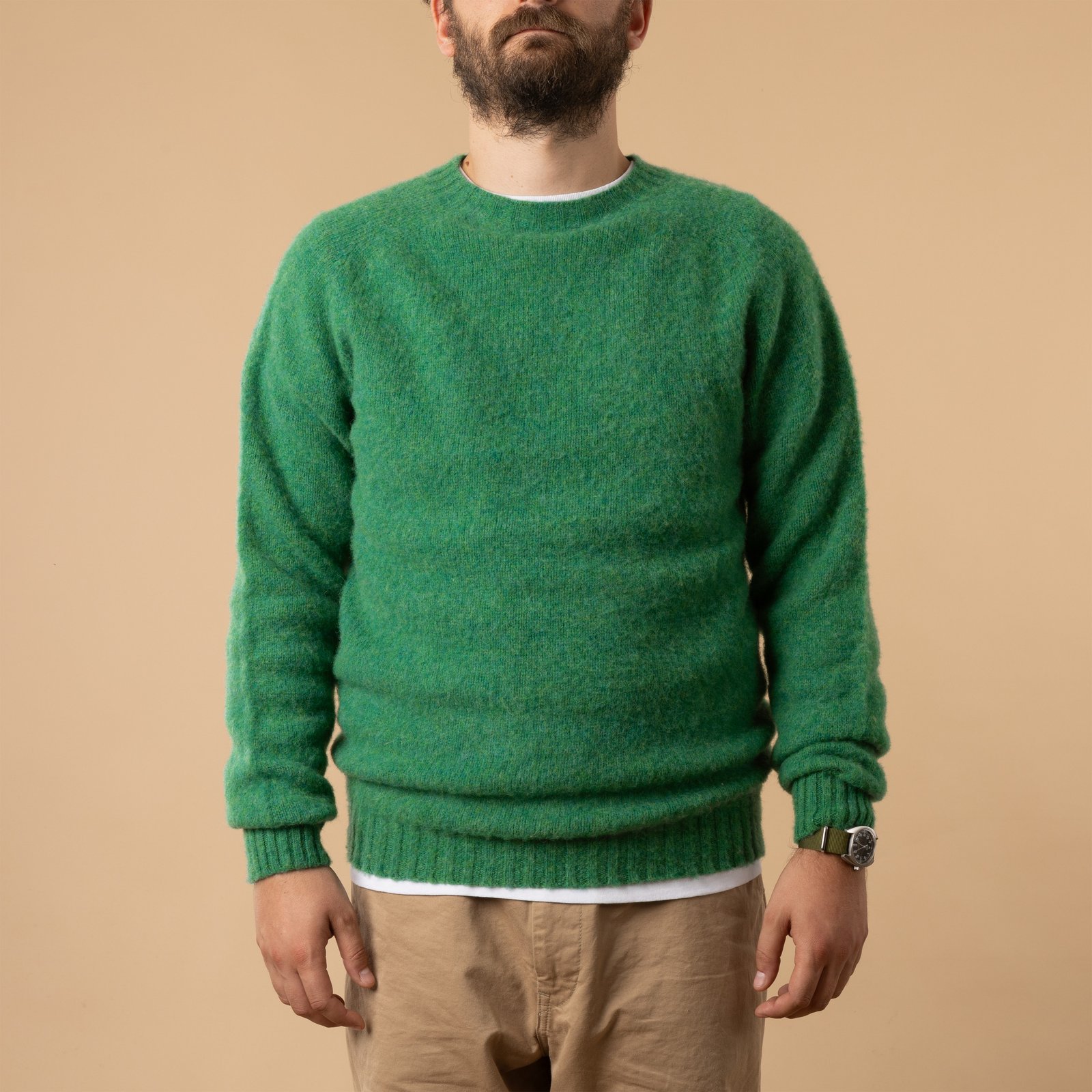 pull shaggy HARLEY OF SCOTLAND couleur vert pixie de face
