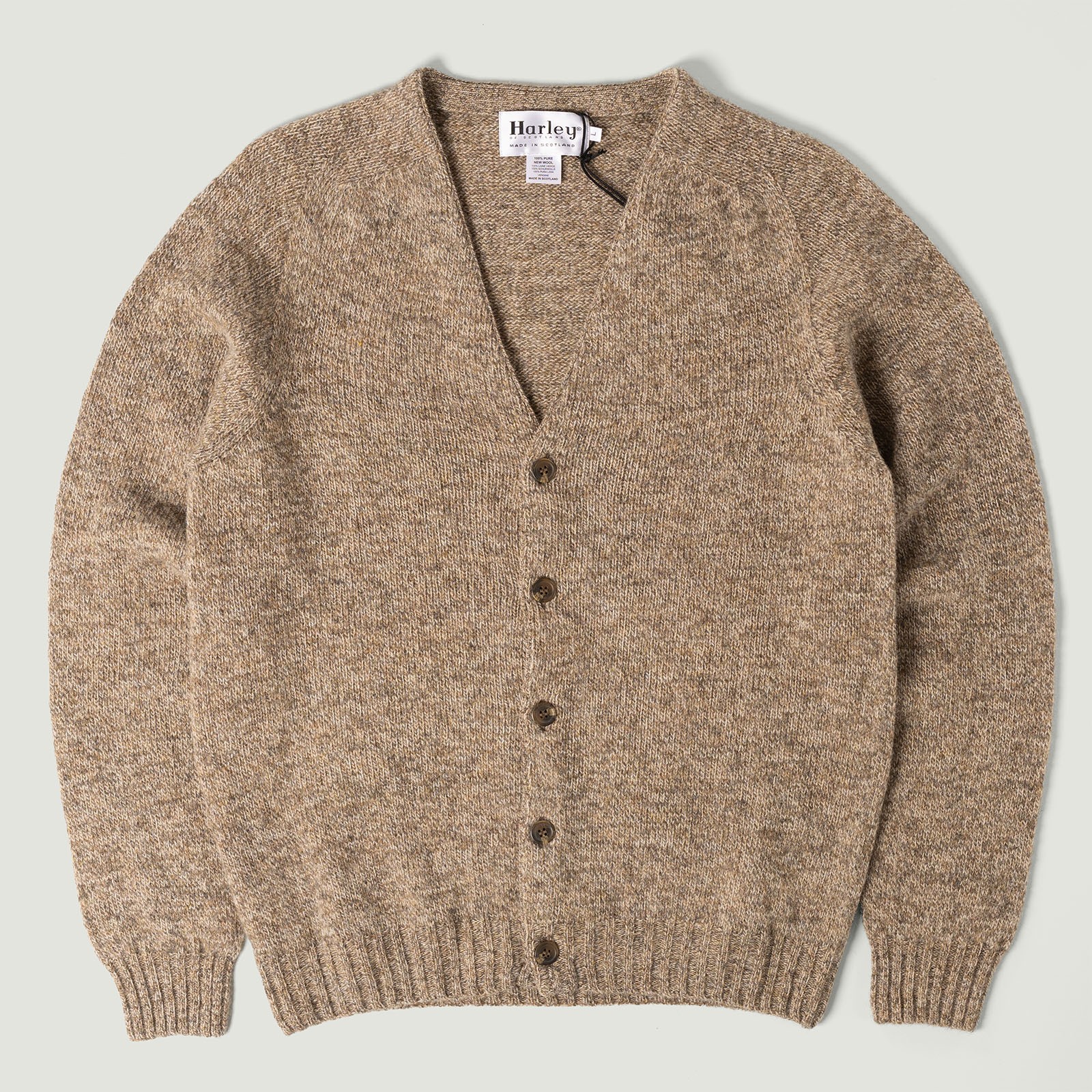 pull cardigan Harley of Scotland couleur marron mushroom vignette