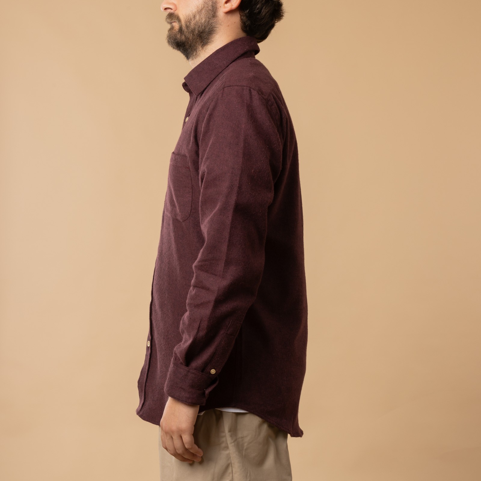 Portuguese Flannel Teca Shirt in Bordeaux color, side profile cotton shirt
