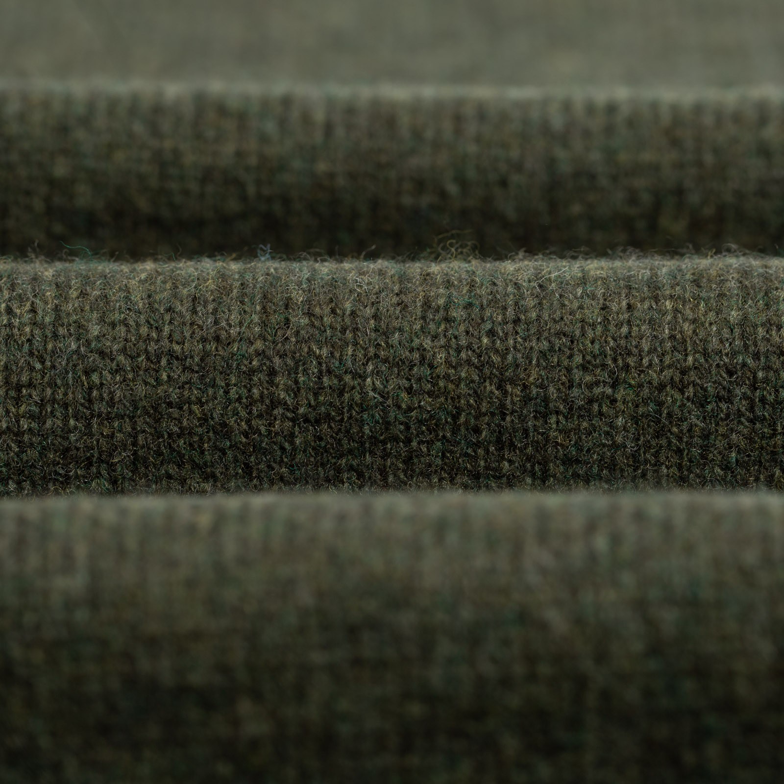 Beams Plus FW24 Knit Polo Collar Sweater 9G Green Closeup