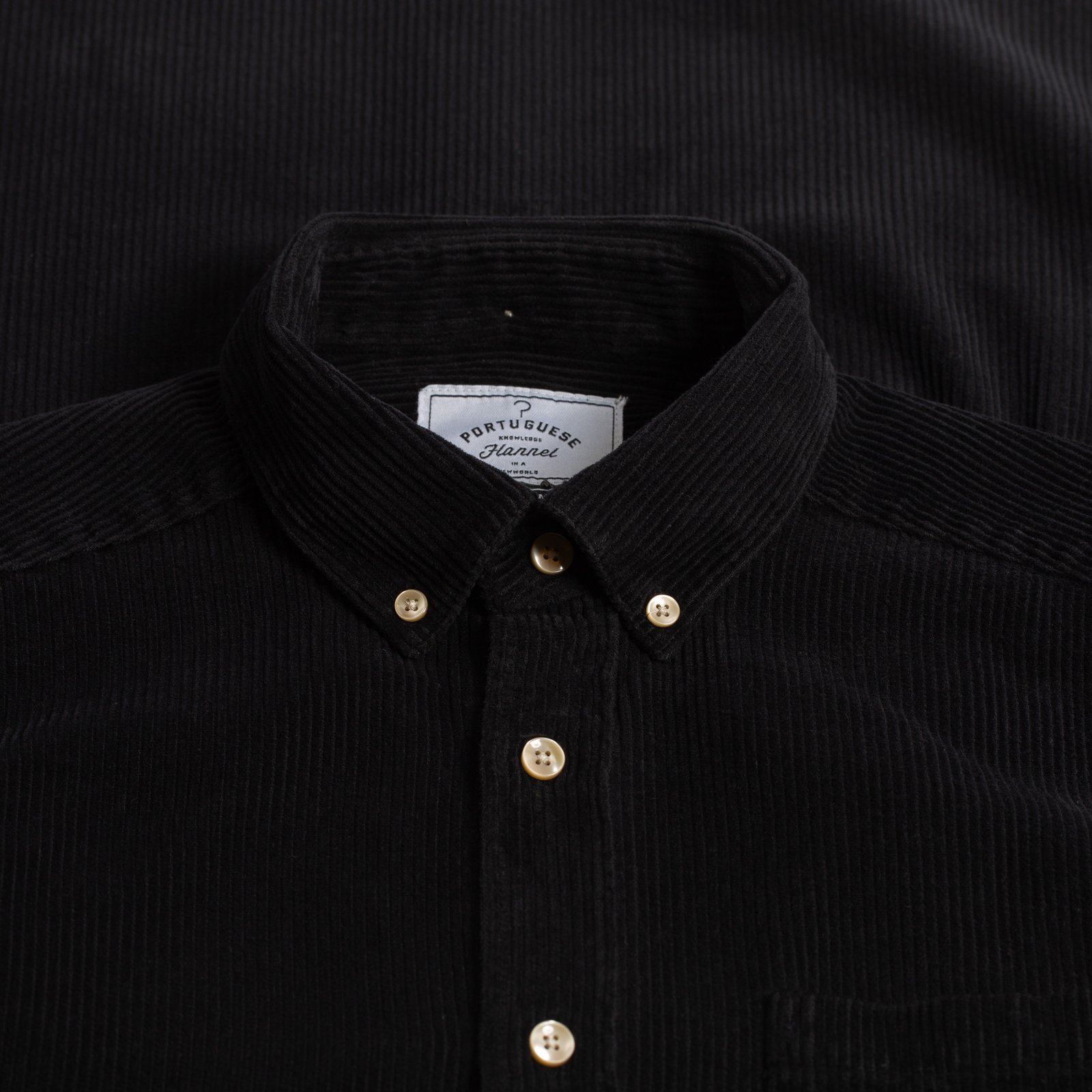 PORTUGUESE FLANNEL - Lobo Black Velvet Shirt - Flaneurs Collection