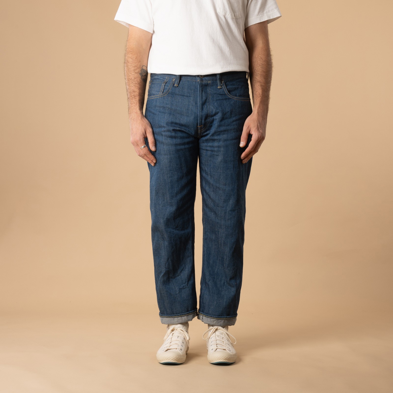 ONI DENIM 570-OFBD Classic Straight 13.7oz Old Faded Blue Denim Selvedge Jeans from the front