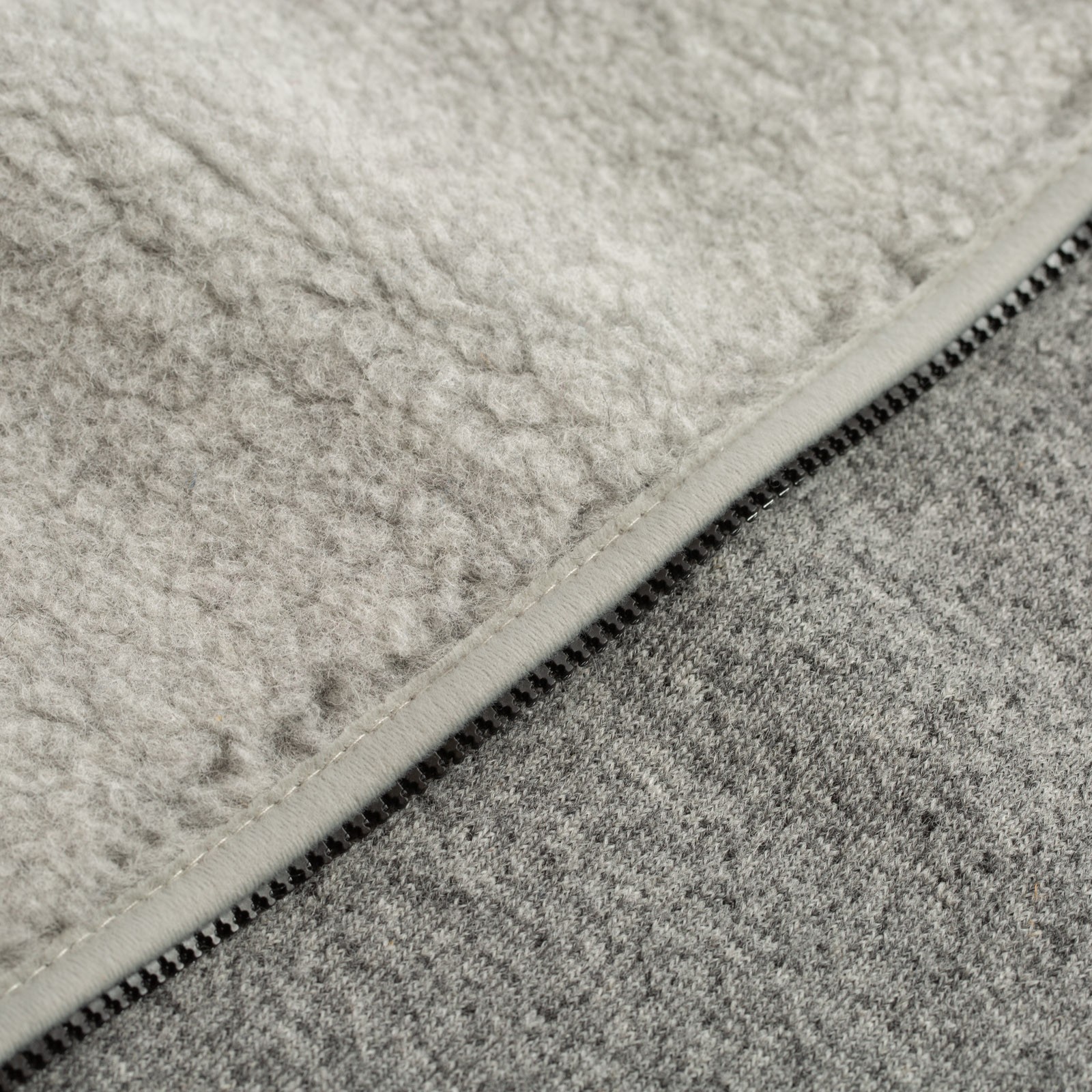 Coldbreaker Pepitko Ultralight Light Grey sleeveless wool jacket fabric loungers (1)
