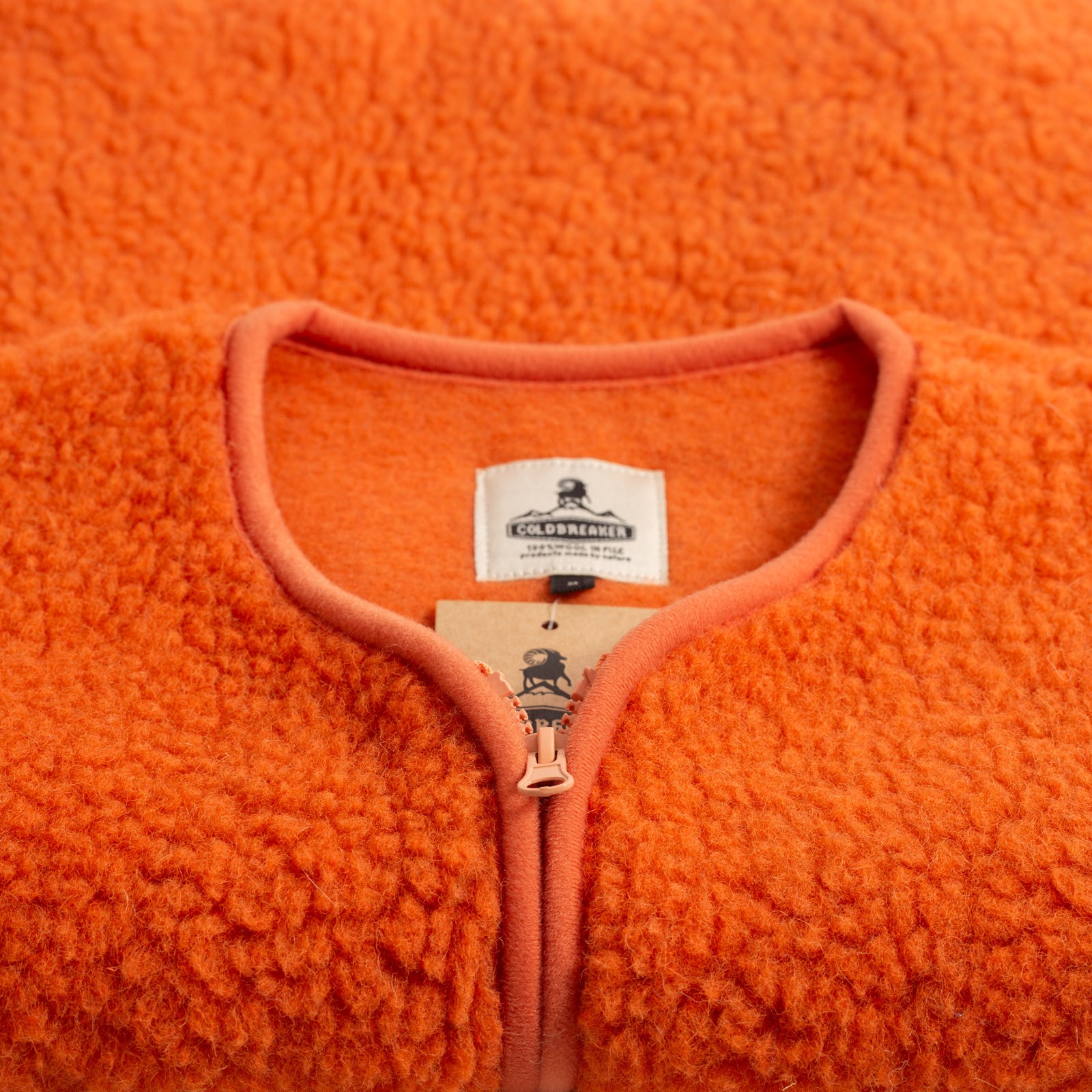 col-flâneurs-COLDBREAKER-veste-en-laine-sans-manche-Pepitko-orange