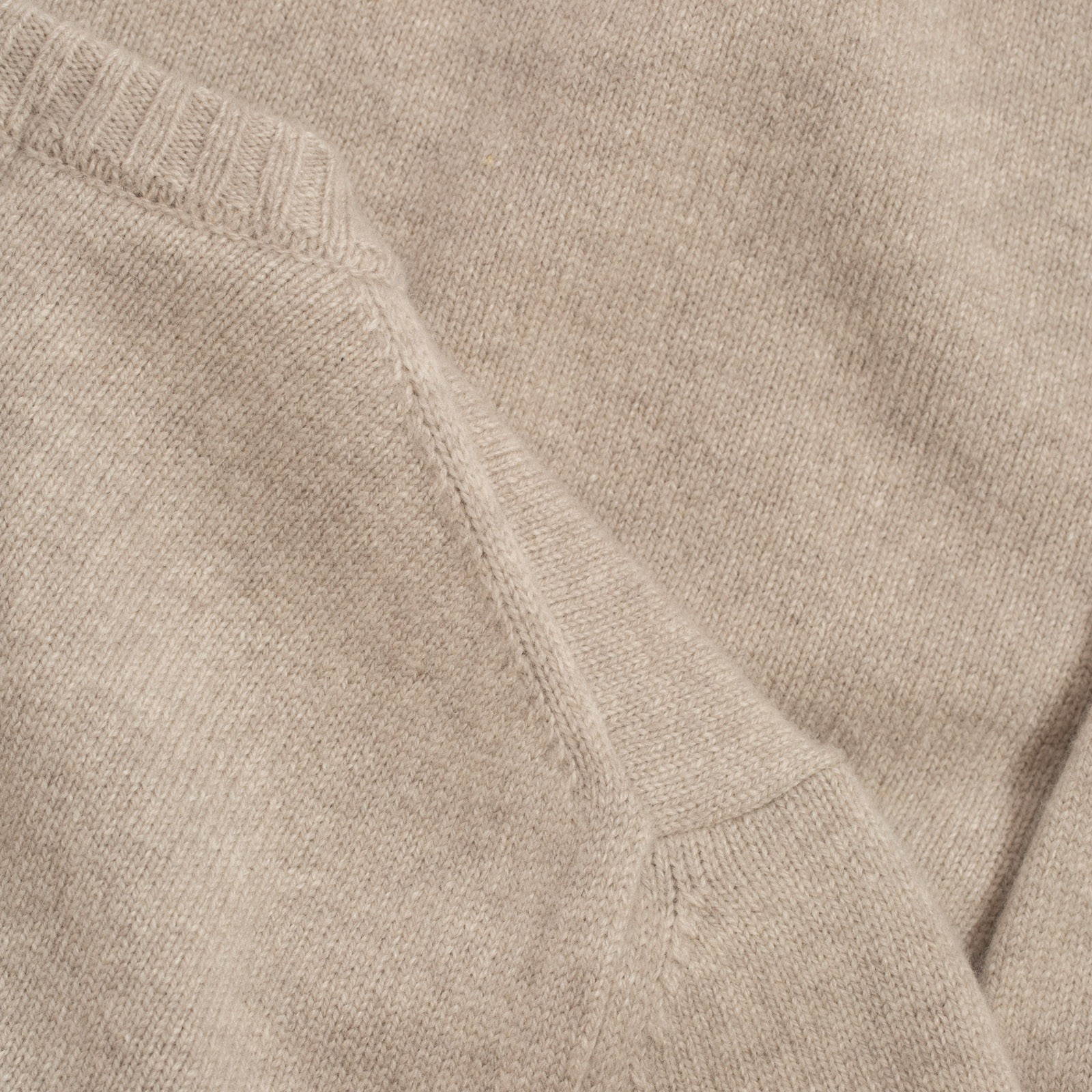 Sweater Mooncastle - Japanese Sweater - Wool and Cashmere - Round Neck Beige-Gray (2)