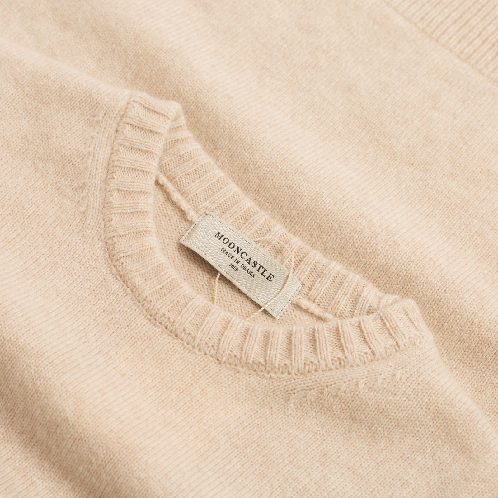 col flâneurs-Mooncastle-Japanese Sweater-Wool and Cashmere-Round Neck Natural-3