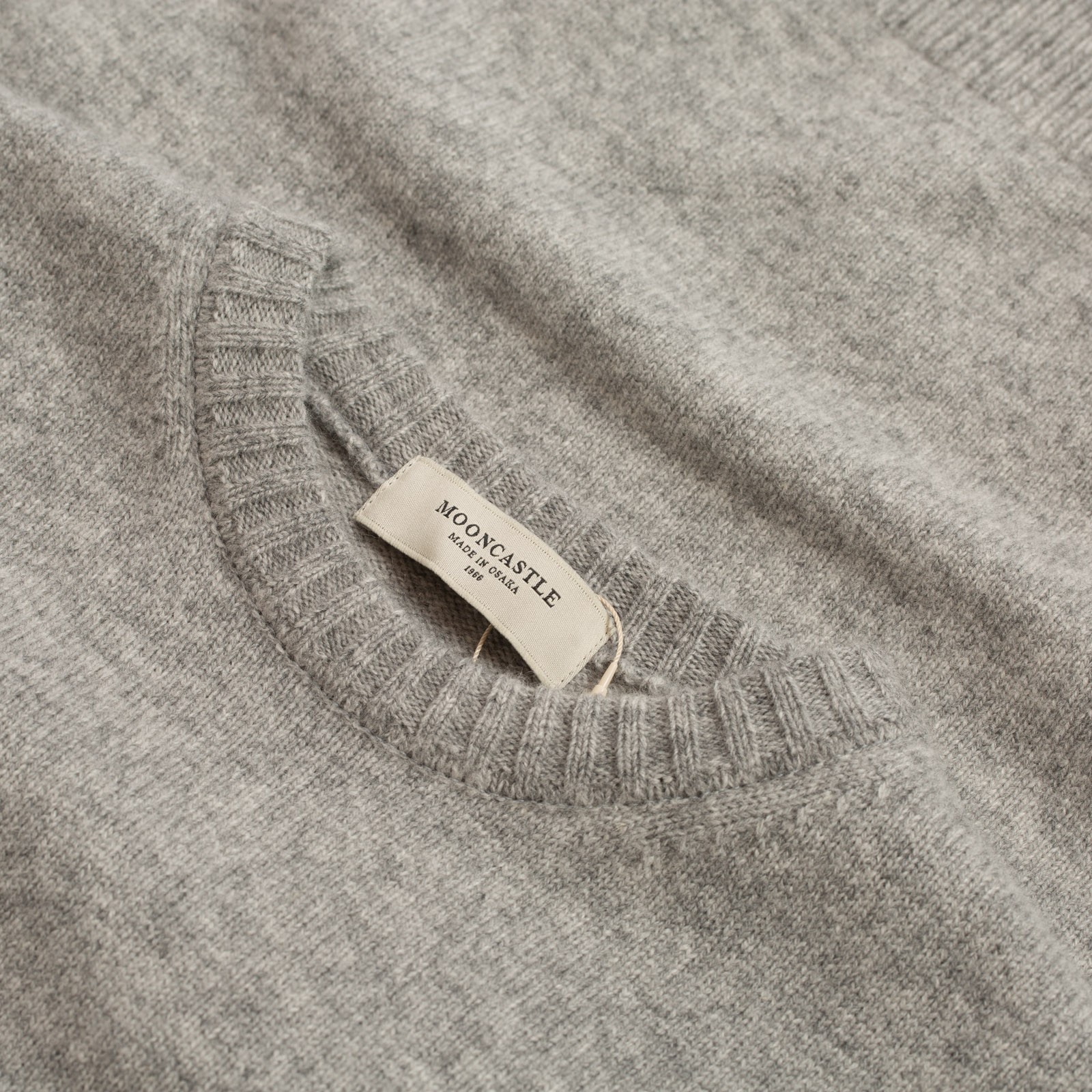 Mooncastle Japanese Sweater - Wool and Cashmere - Round Neck Light Grey