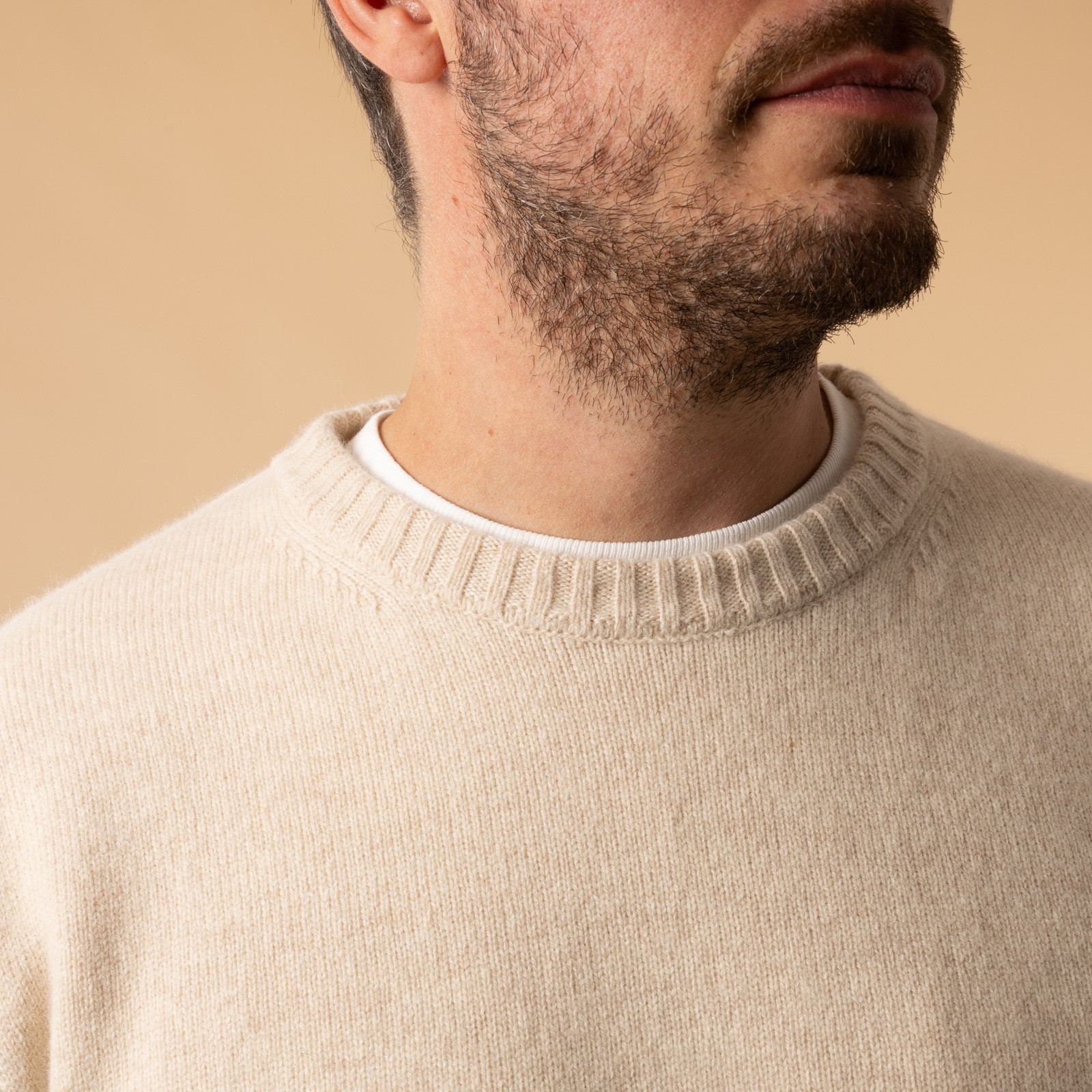 flâneurs-Mooncastle-Japanese Sweater-Wool and Cashmere-Round Neck-Natural-collar detail