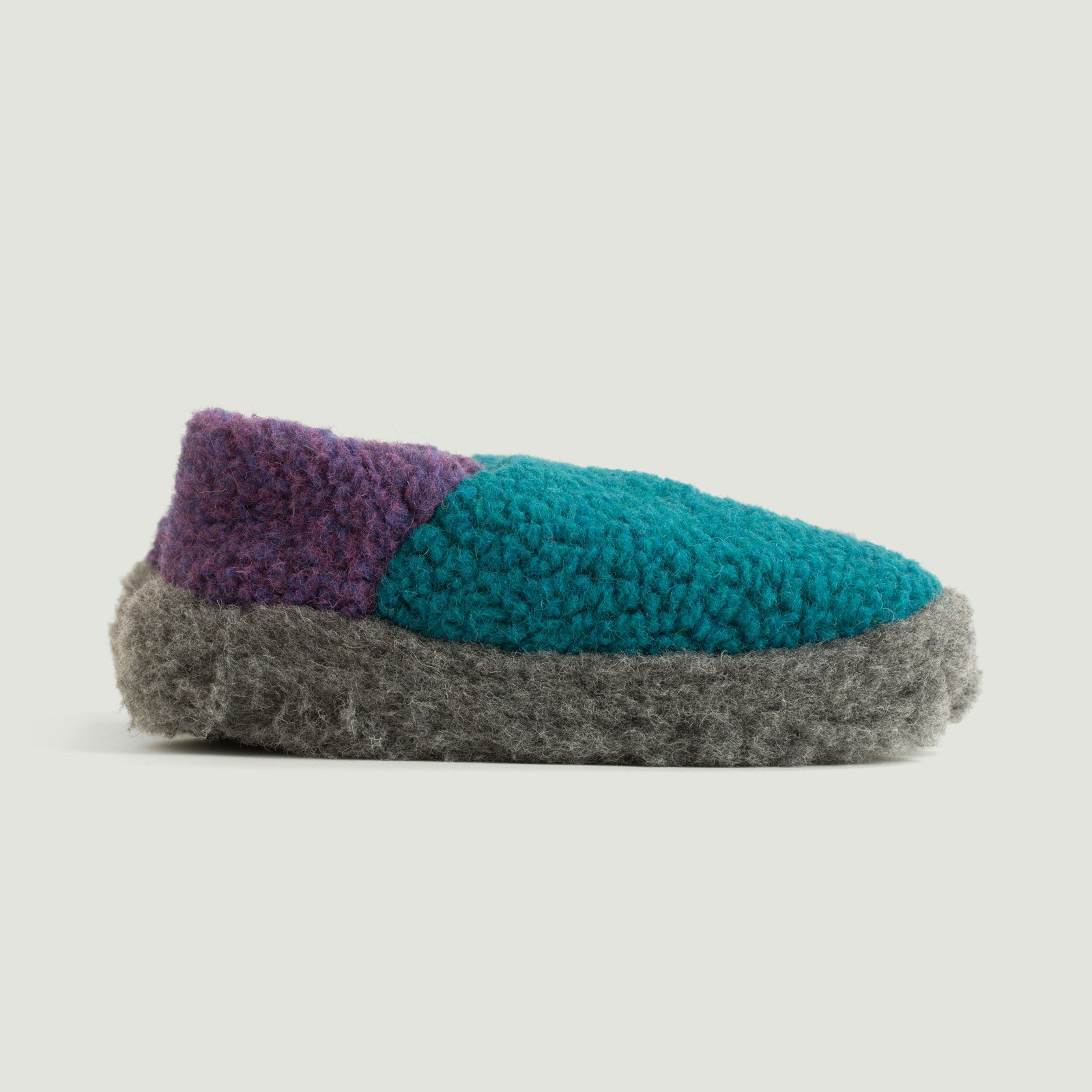 Vignette-flâneurs-chaussons-COLDBREAKER-Siberian-Slippers-Mutli-Nord-Azure