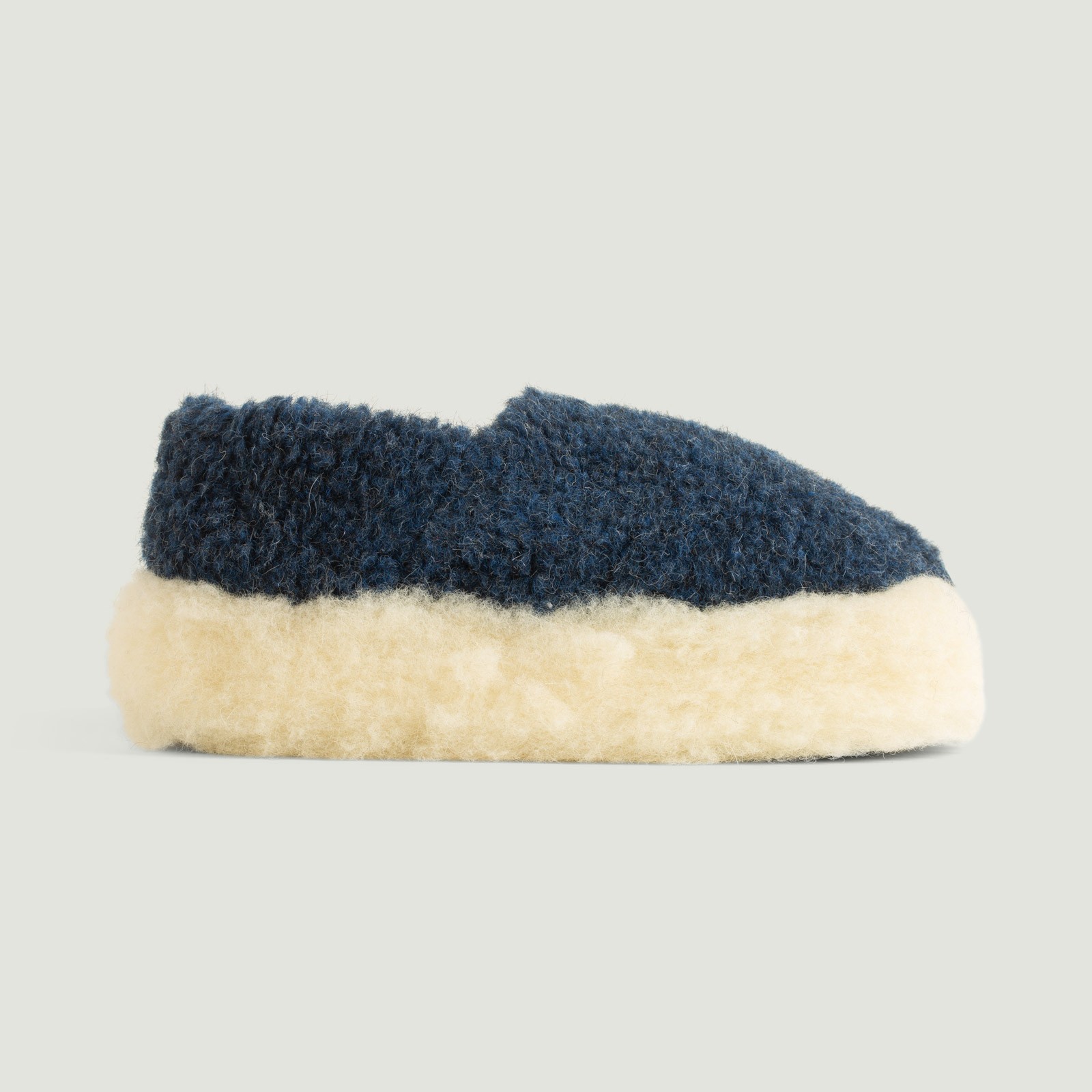 Vignette-flâneurs-COLDBREAKER-Siberian-Slippers-dark blue