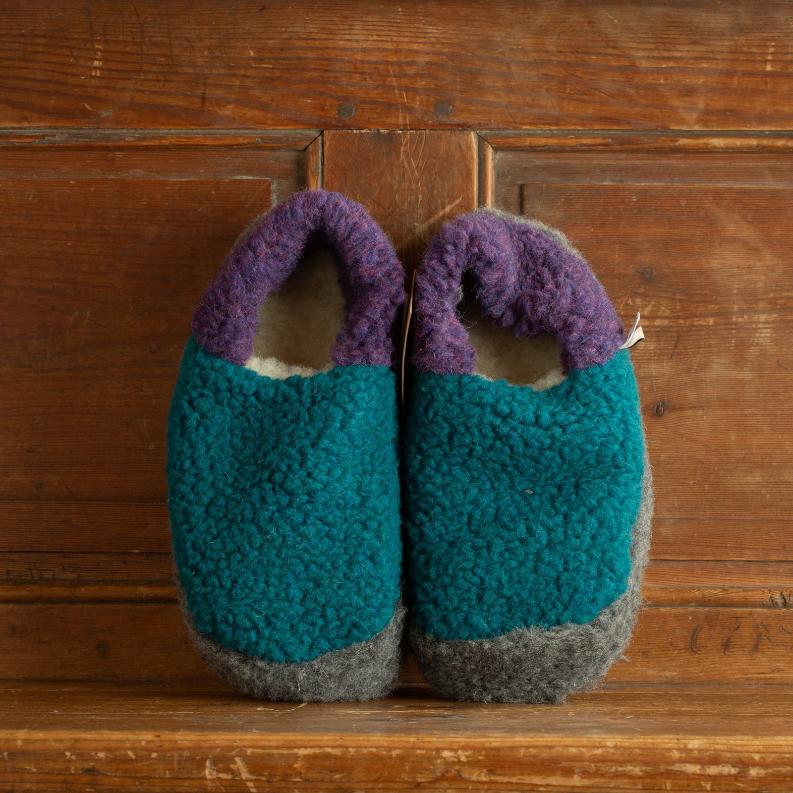 photo flâneurs-chaussons-COLDBREAKER-Siberian-Slippers-multi nord azure front
