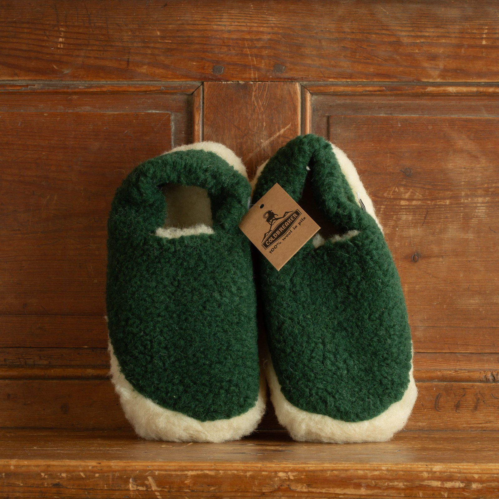 photo flâneurs-chaussons-COLDBREAKER-Siberian-Slippers-dark green front