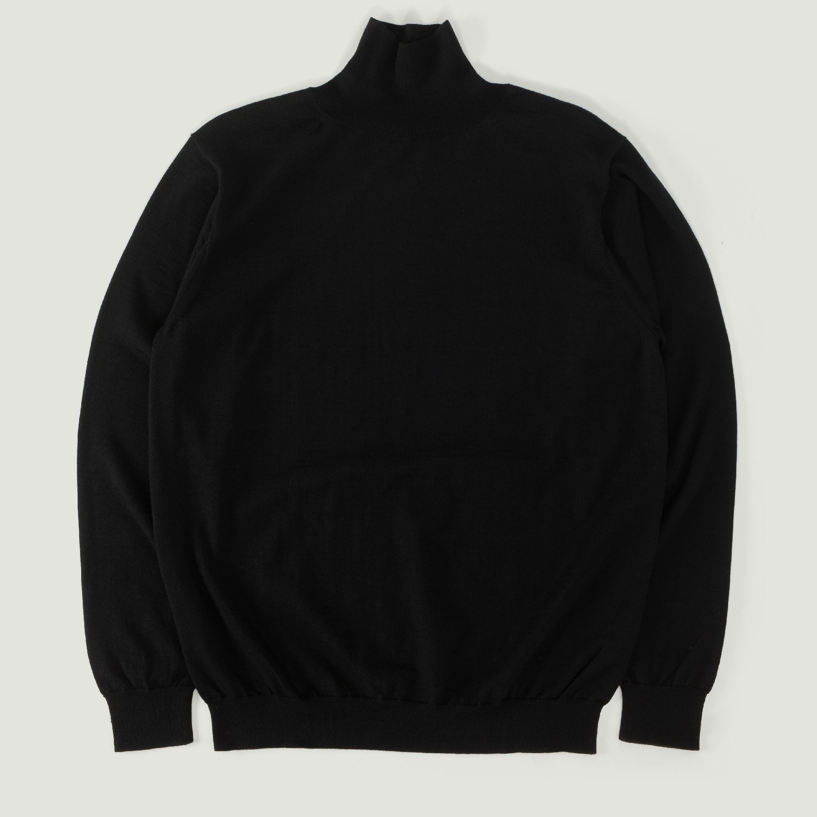 Batoner Essential High Gauge Turtleneck in Black
