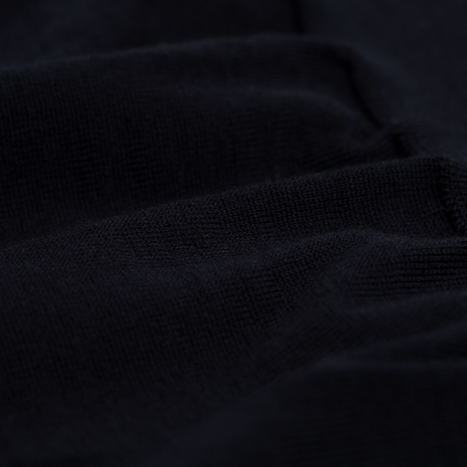 wool-pull-col-cheminée-BATONER-Essentiel-High-Gauge-Turtle-Neck-navy