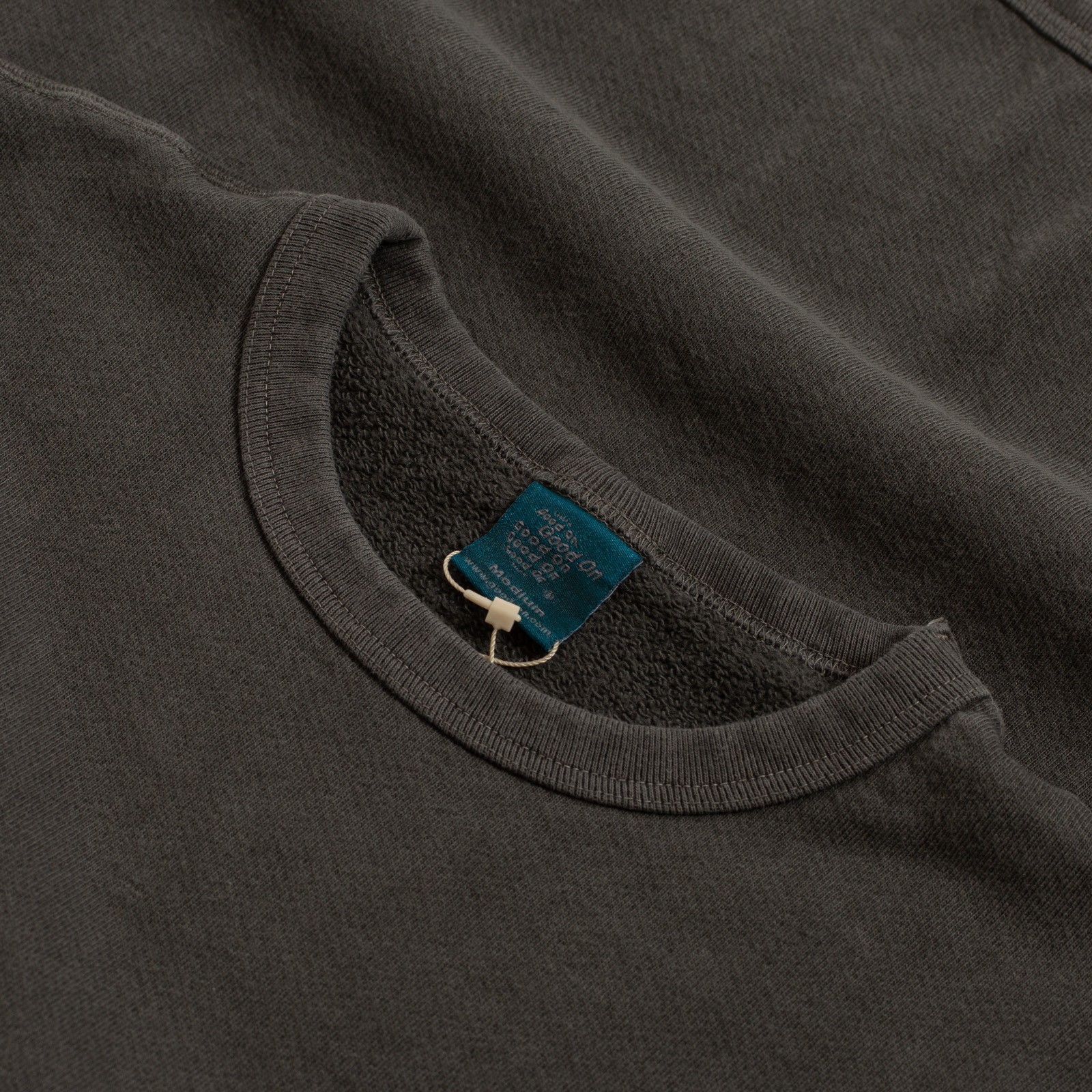 GOOD ON Long Sleeve T-shirt P-Black, Cool Sweatshirt, Casual Loafers