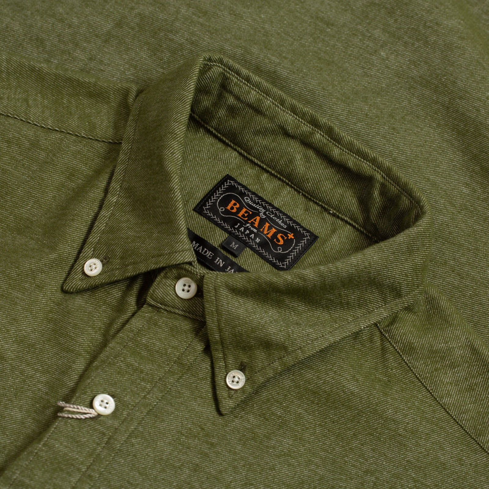 BEAMS PLUS / BD Flannel Solid Olive - collar detail