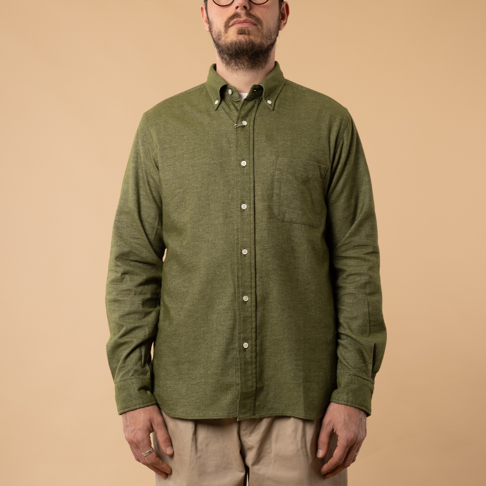 BEAMS PLUS / BD Solid Olive Flannel Front View