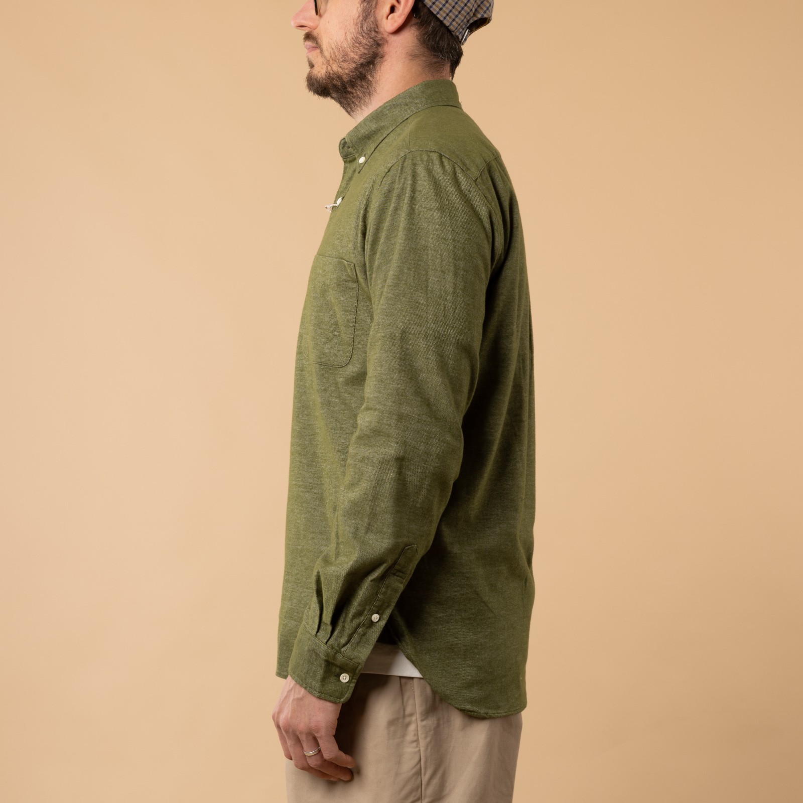 BEAMS PLUS / BD Flannel Solid Olive_de profil