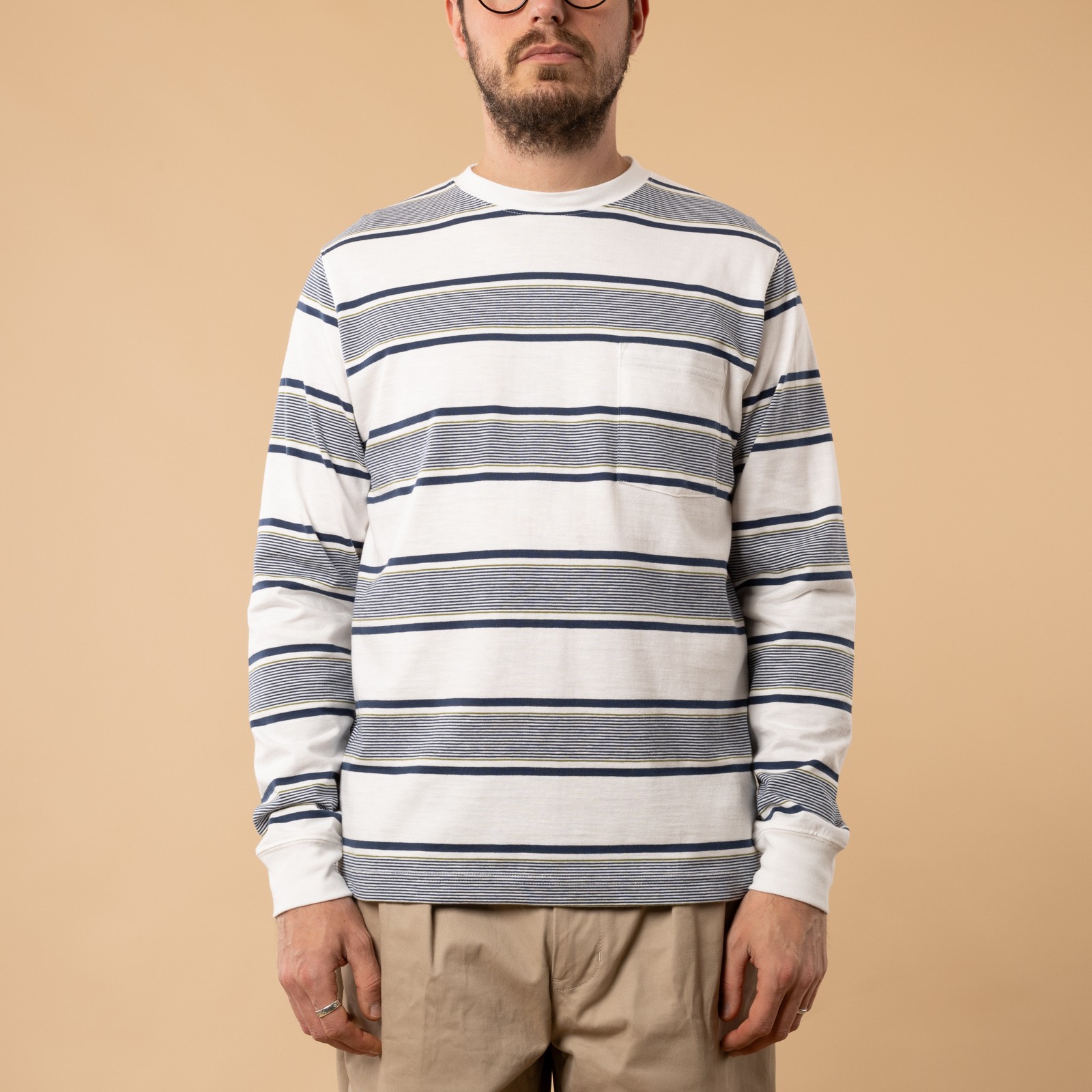 BEAMS PLUS / Pocket Tee Wide Stripe Off White_de face