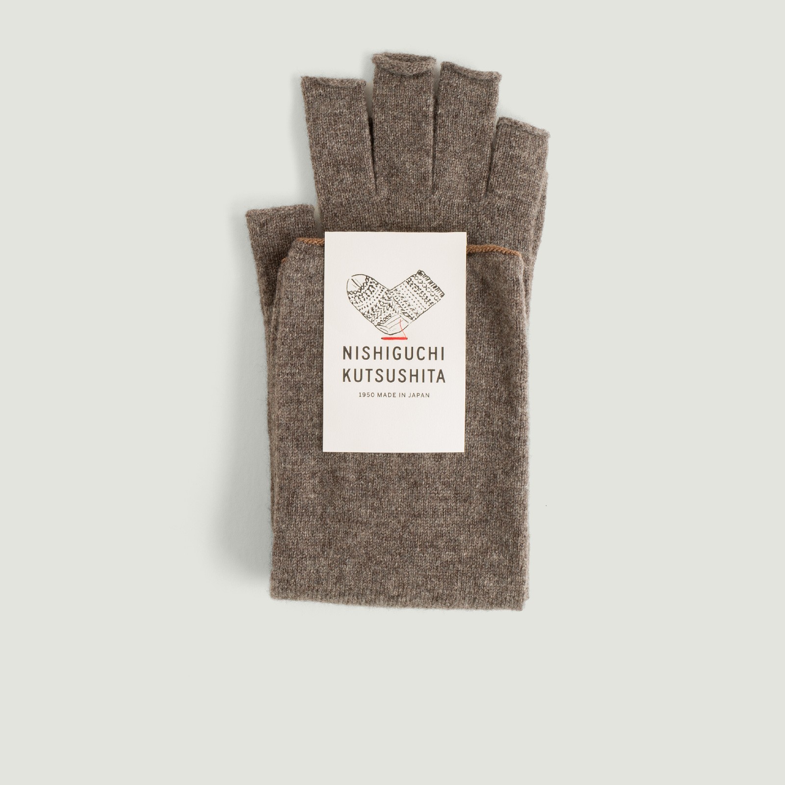 Vignette-flaneurs-NISHIGUCHI-KUTSUSHITA-Wool-100%-Arm-Warmers-brown.jpg