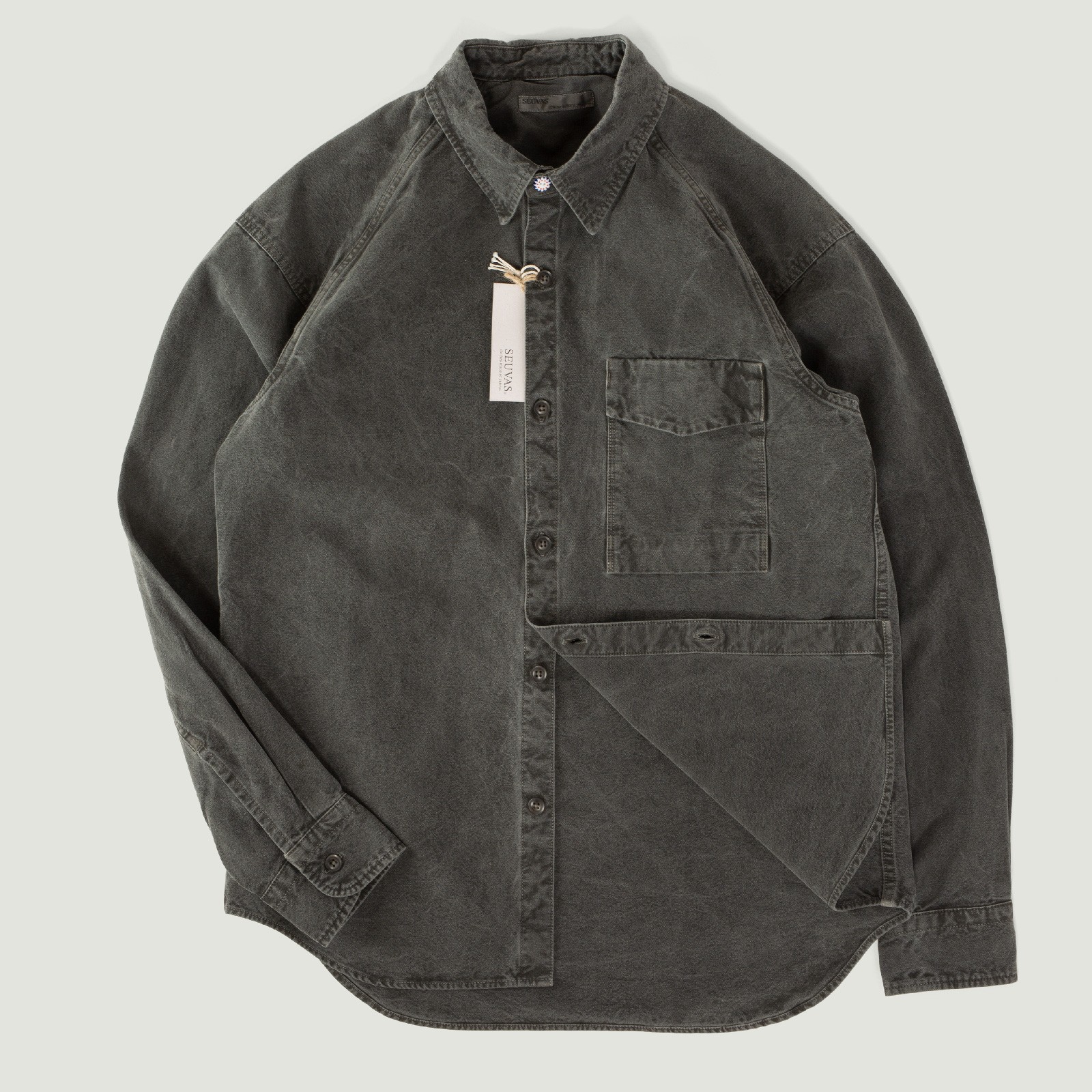 Vignettes-flâneurs-Seuvas-shirt-charcoal