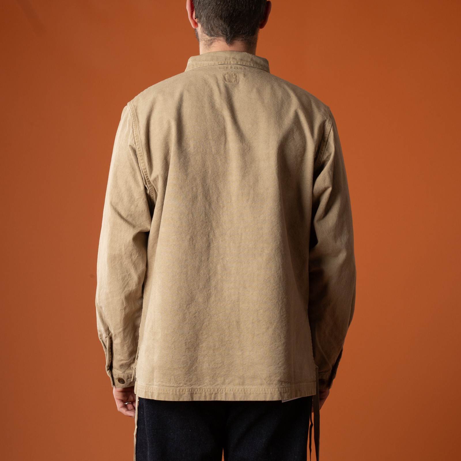 image back flâneurs-Seuvas-jacket-8oz-Canvas-Wing-Collar-Shirt-Jacket-Coffee